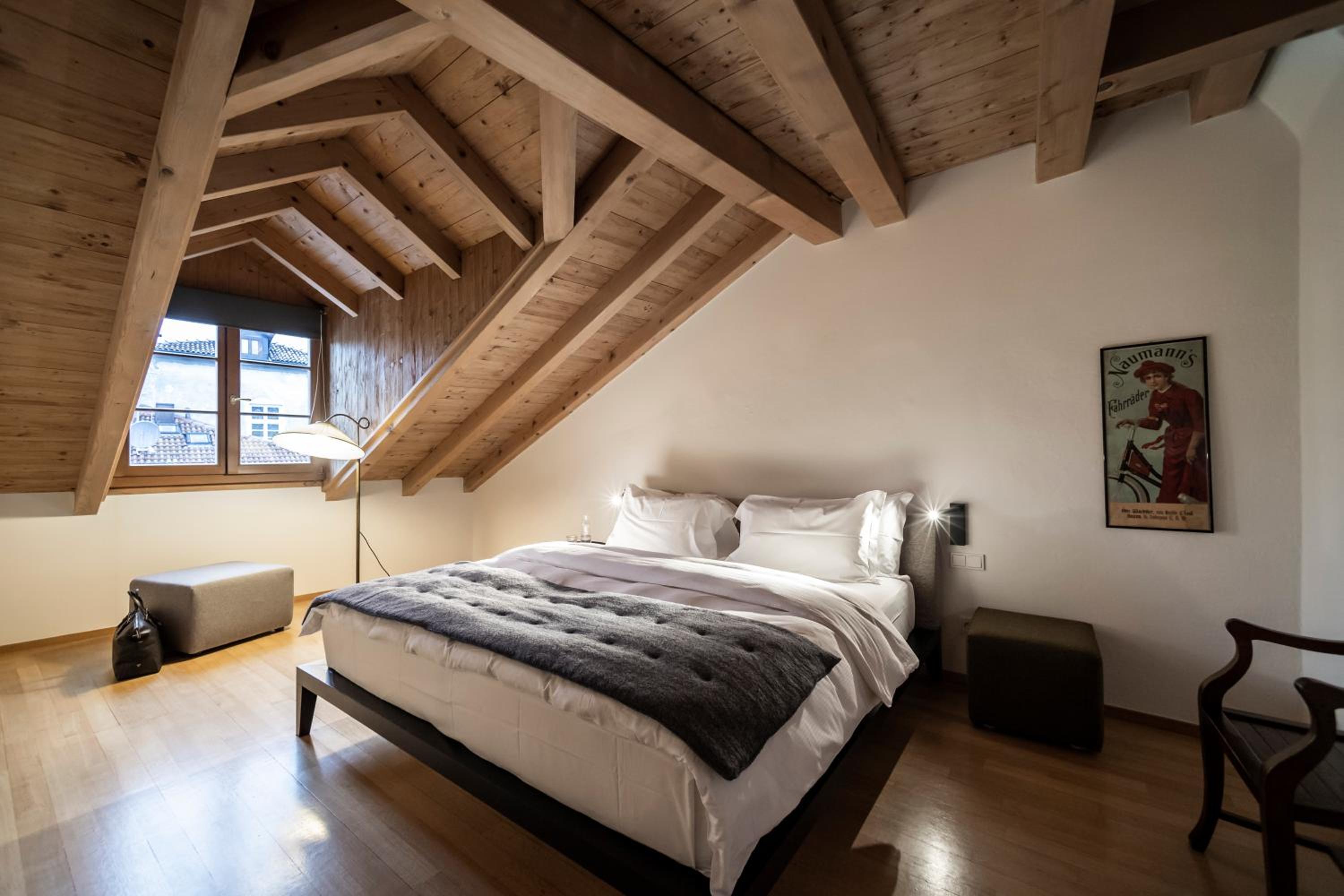 Two-Bedroom Suite - Photo 9