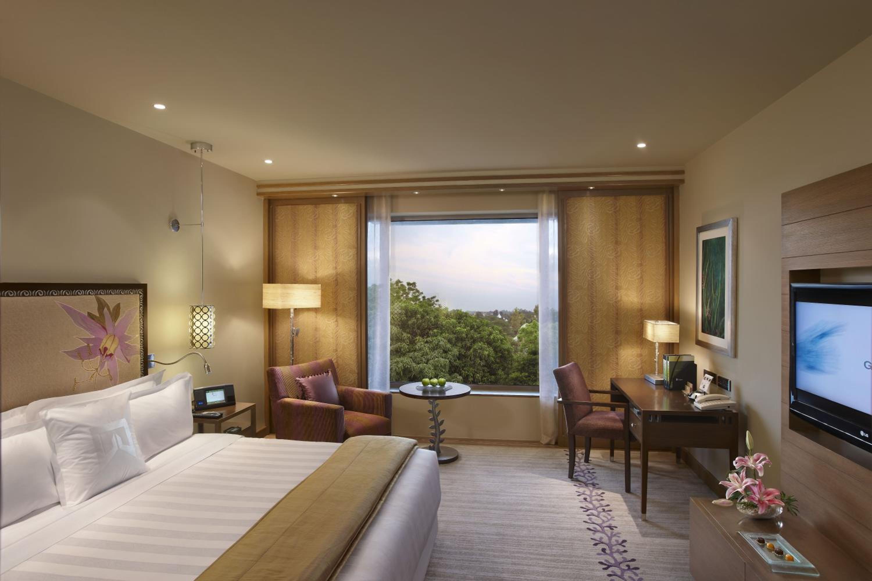 Towers room, Guest room, 1 Queen Towers room, Guest room, 1 Queen