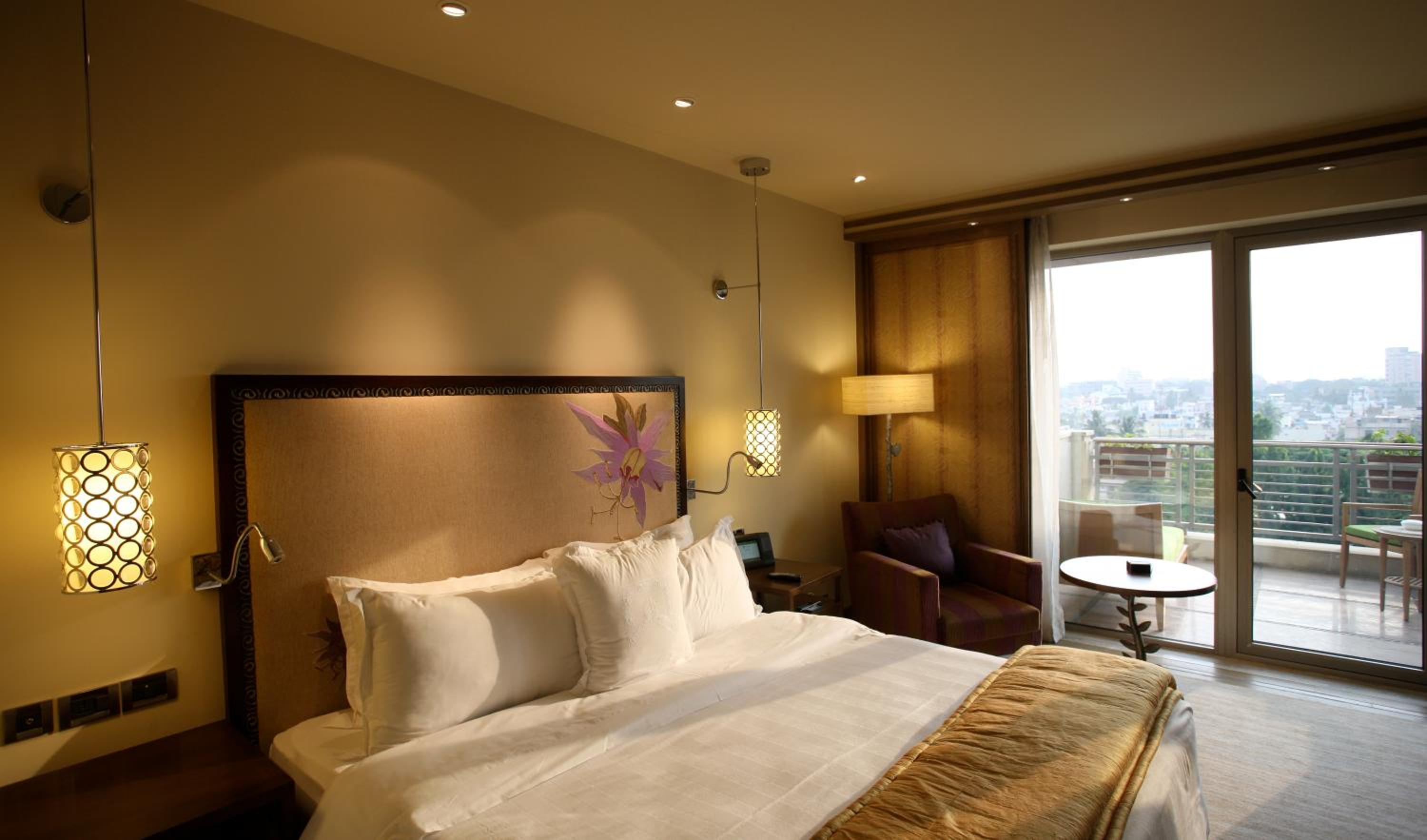 Towers room, Guest room, 1 Queen photo 1