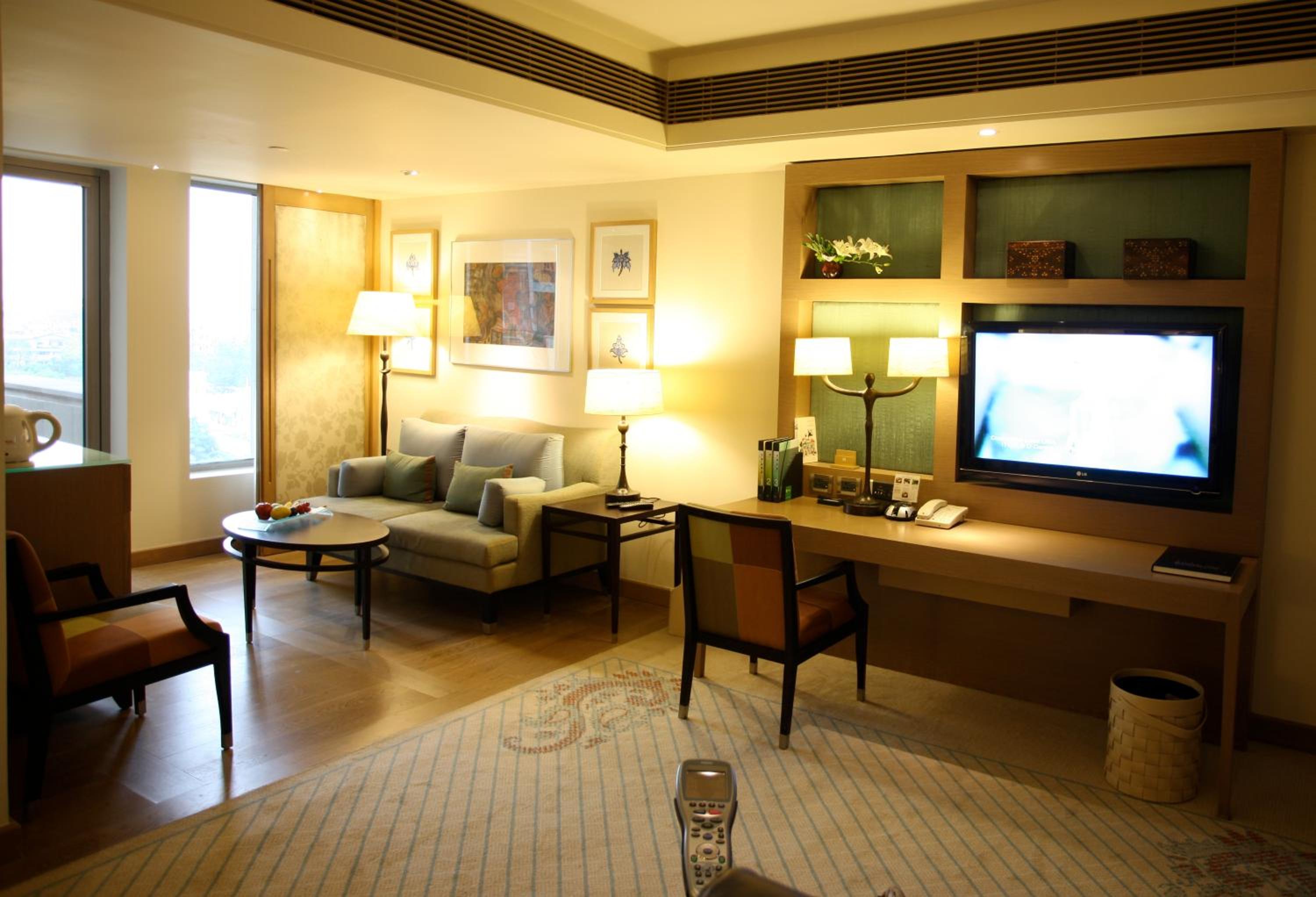 ITC One, Club level, Guest room, 1 King, Pool view, Balcony ITC One, Club level, Guest room, 1 King, Pool view, Balcony