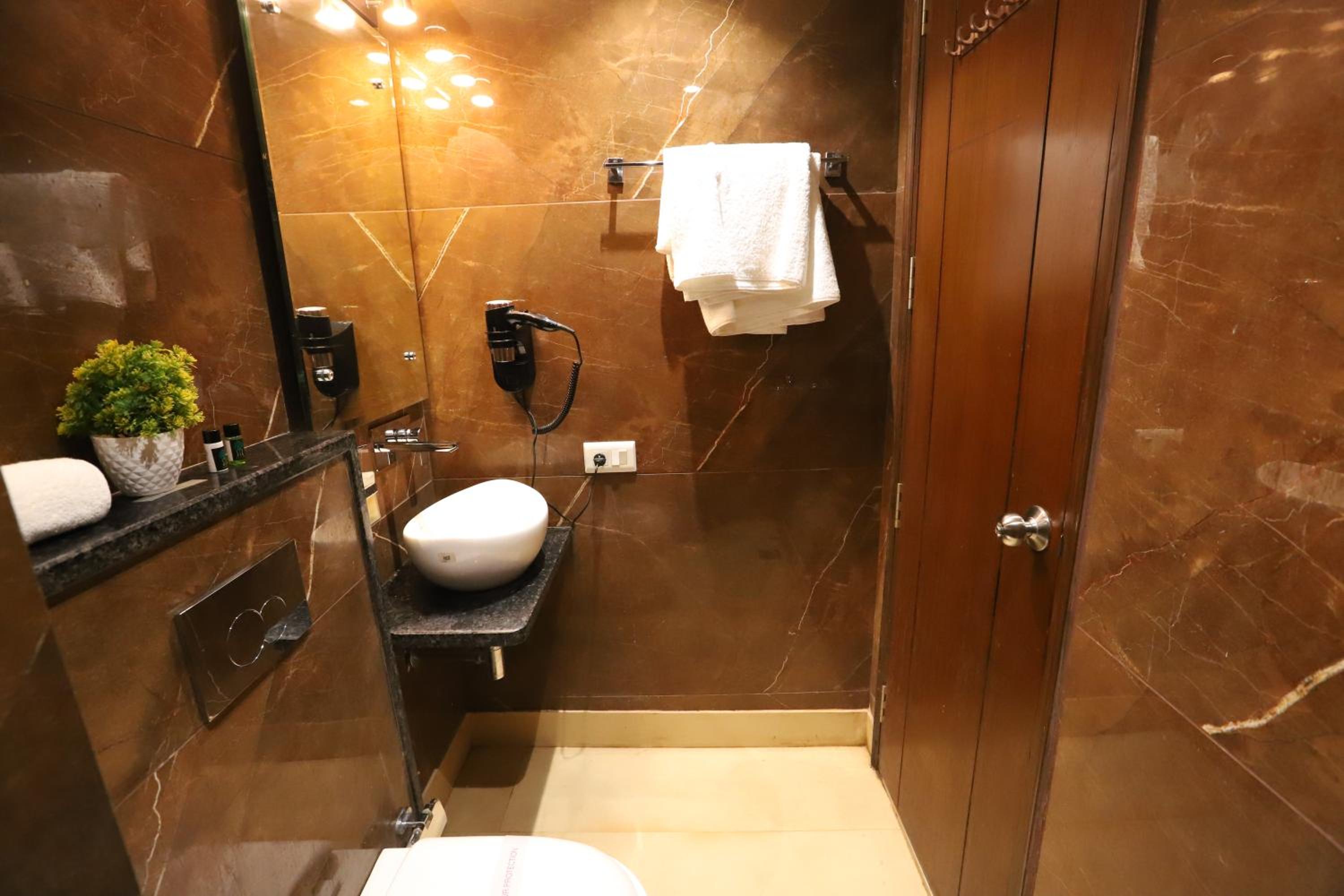 Deluxe Double Room - Photo 2