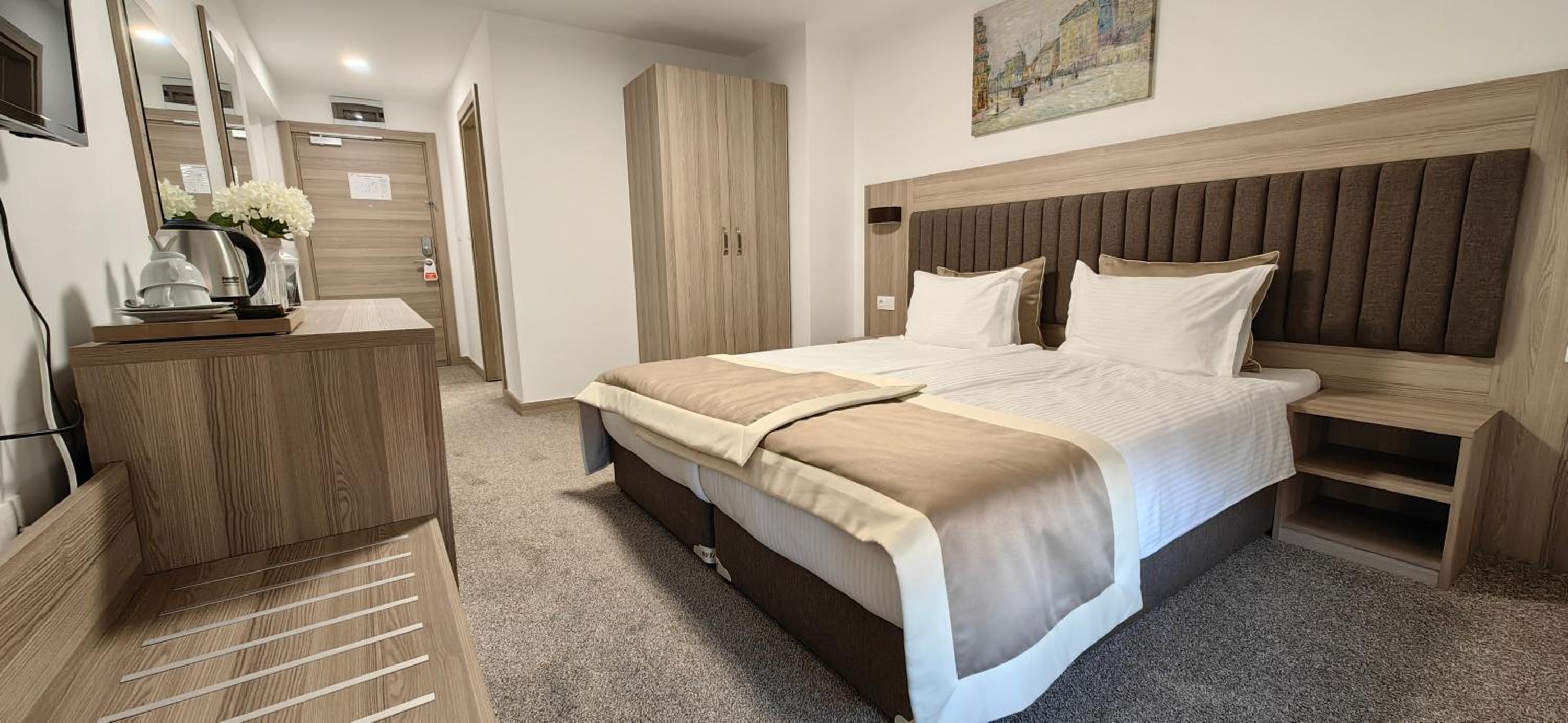 Budget Double or Twin Room photo 2