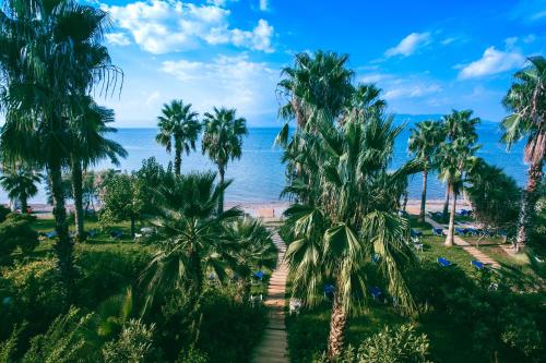 Double Room with Sea View - Photo 4