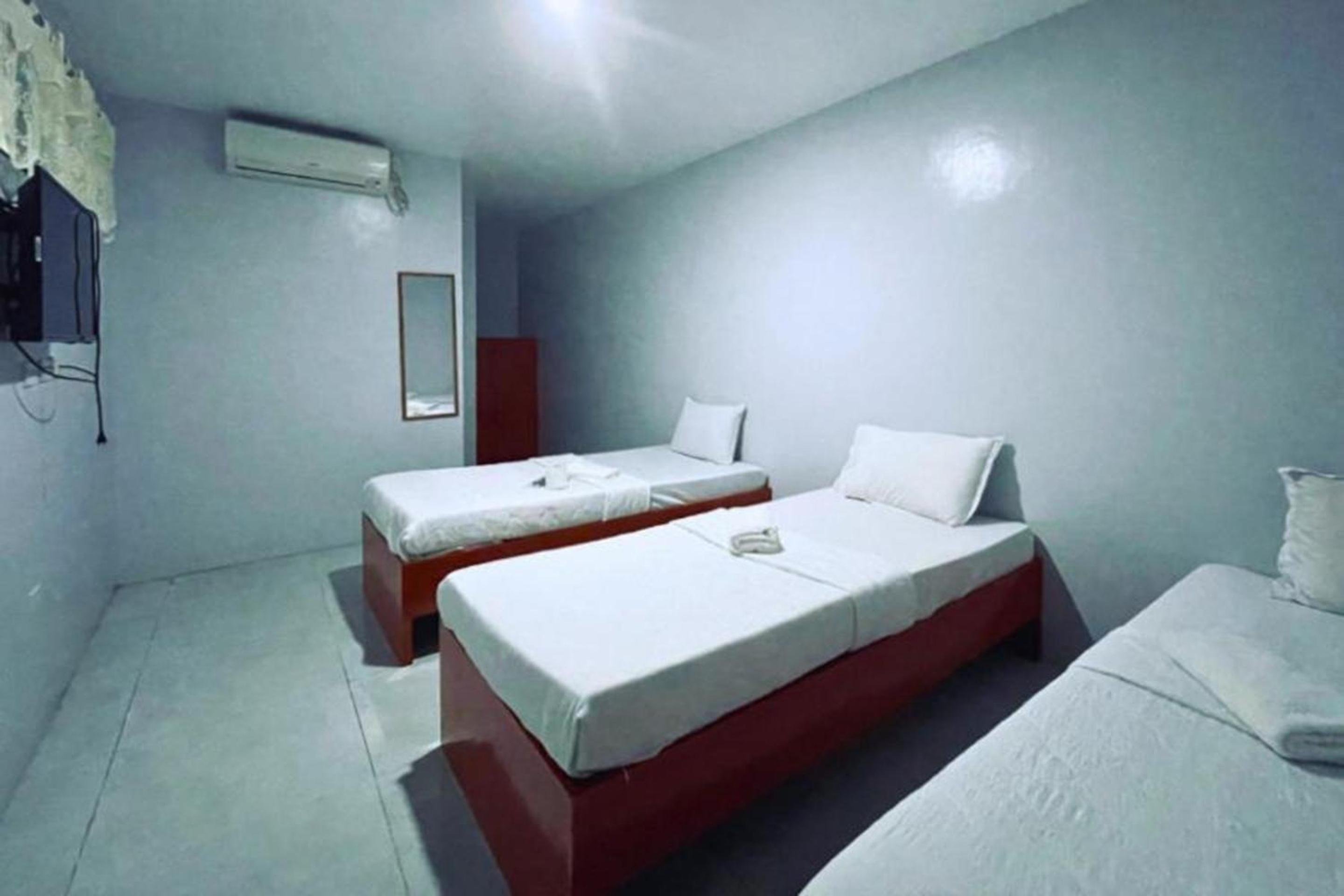 Superior Triple Room - Photo 4