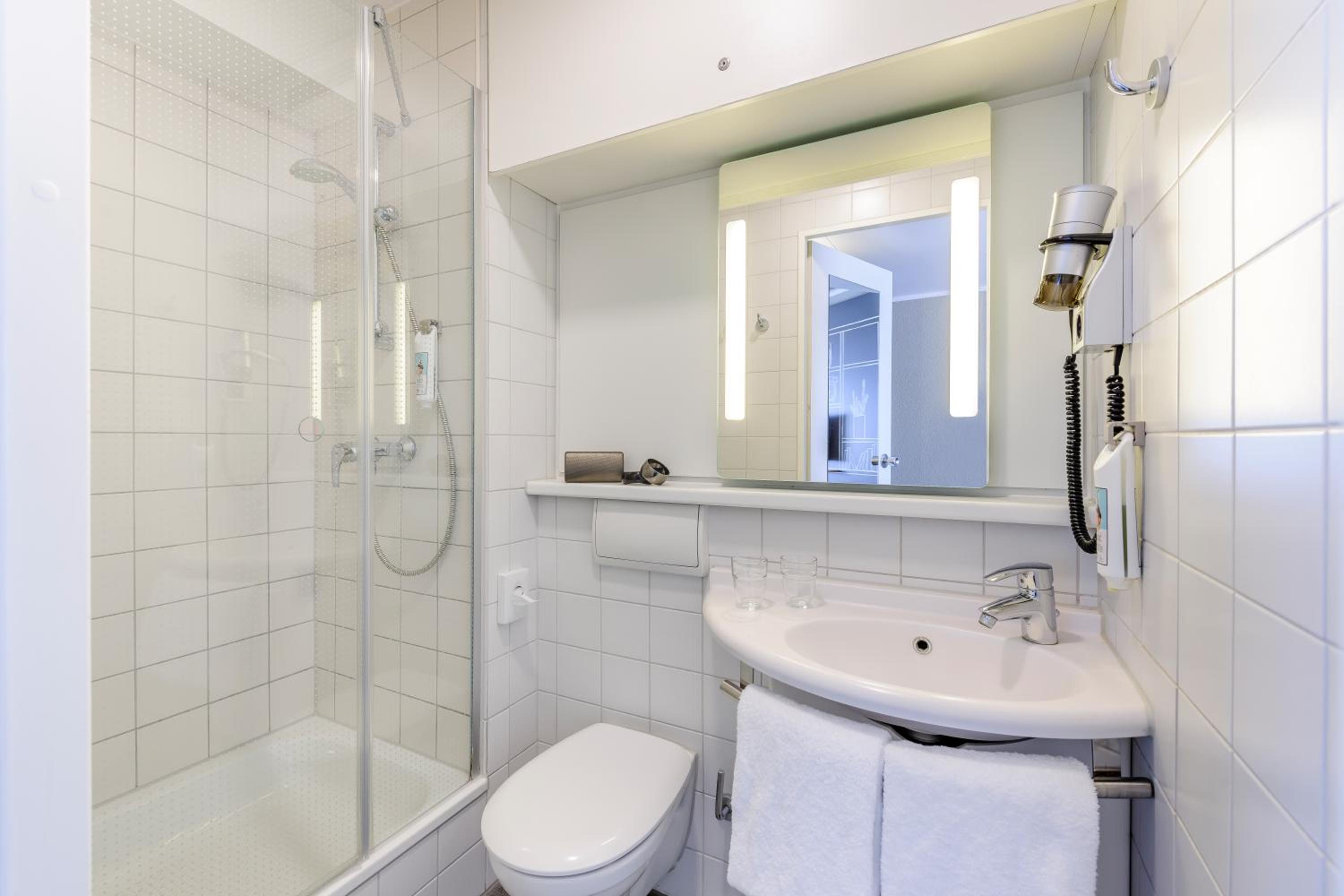 Double Room - Photo 2