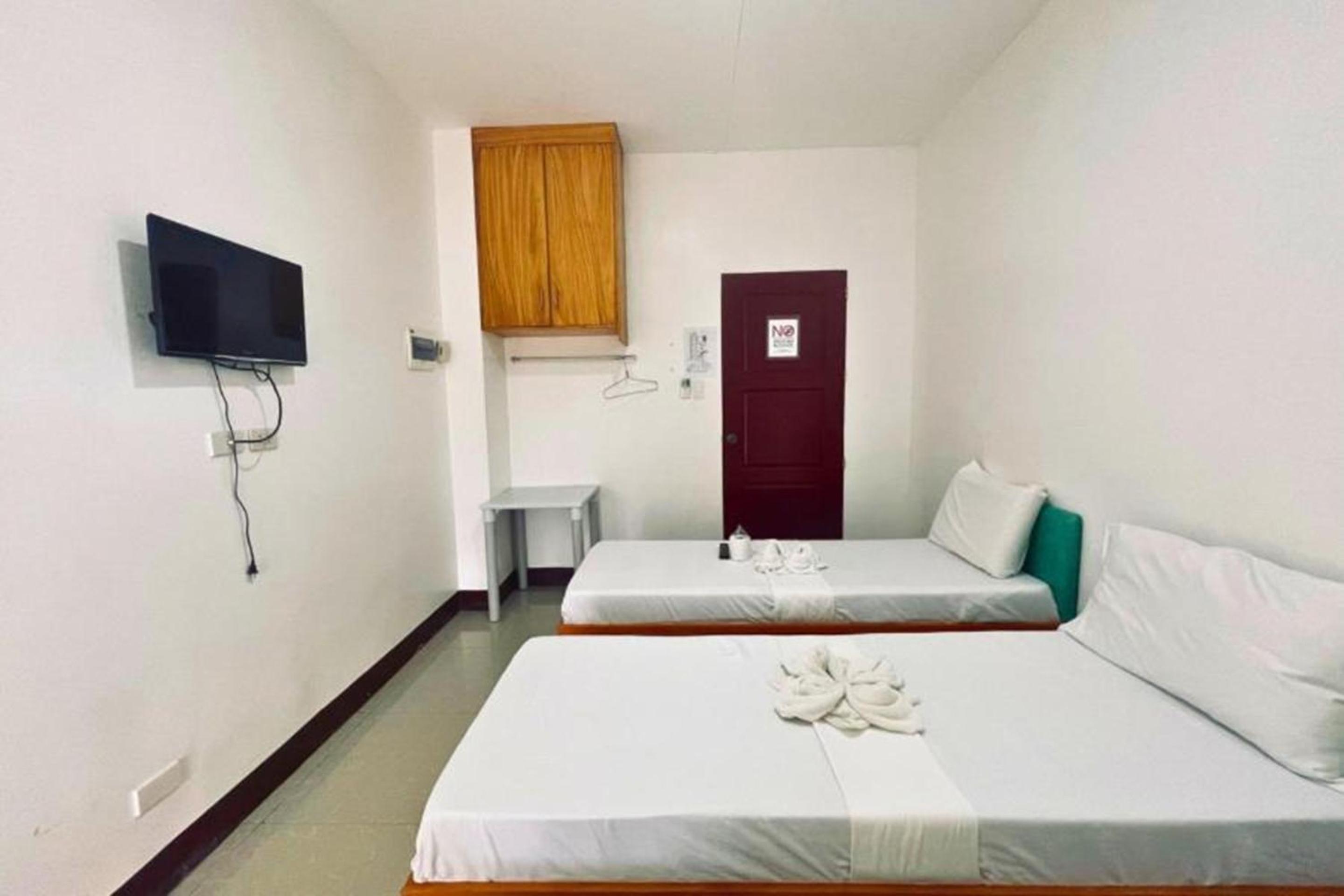 Deluxe Triple Room - Photo 2