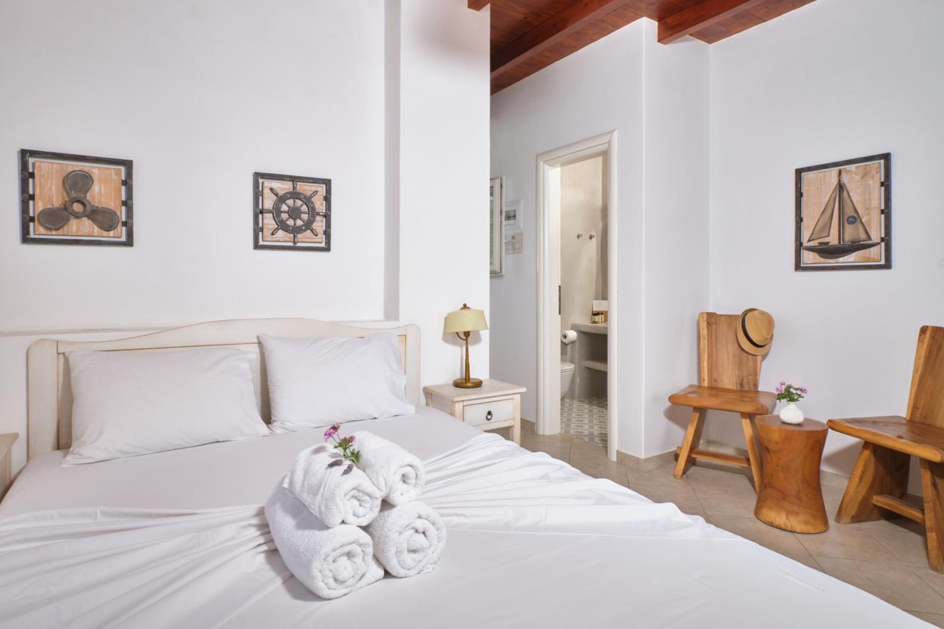 Double Room with Sea View - Photo 12