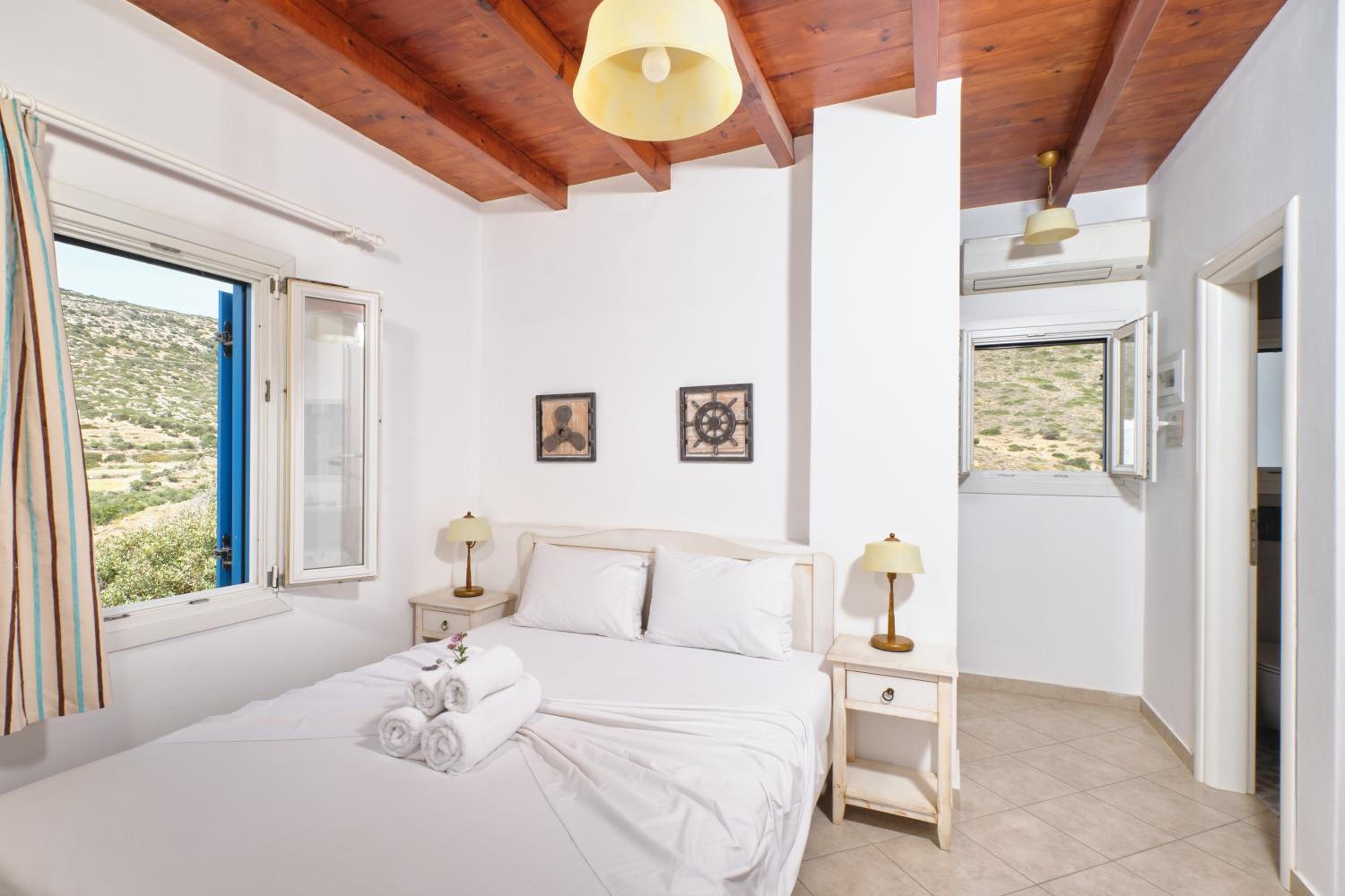 Double Room with Sea View - Photo 8