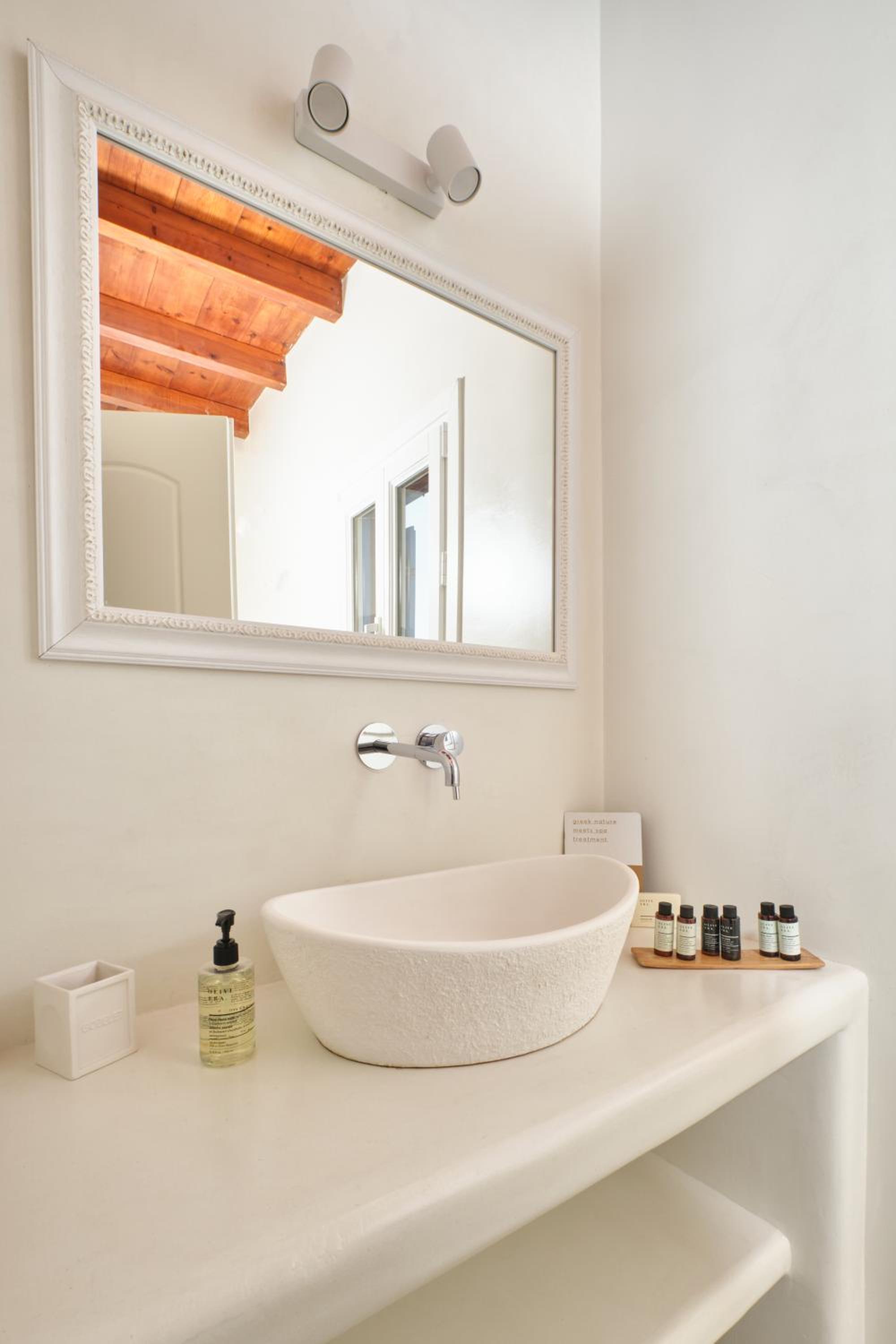 Junior Suite with Sea View - Photo 6