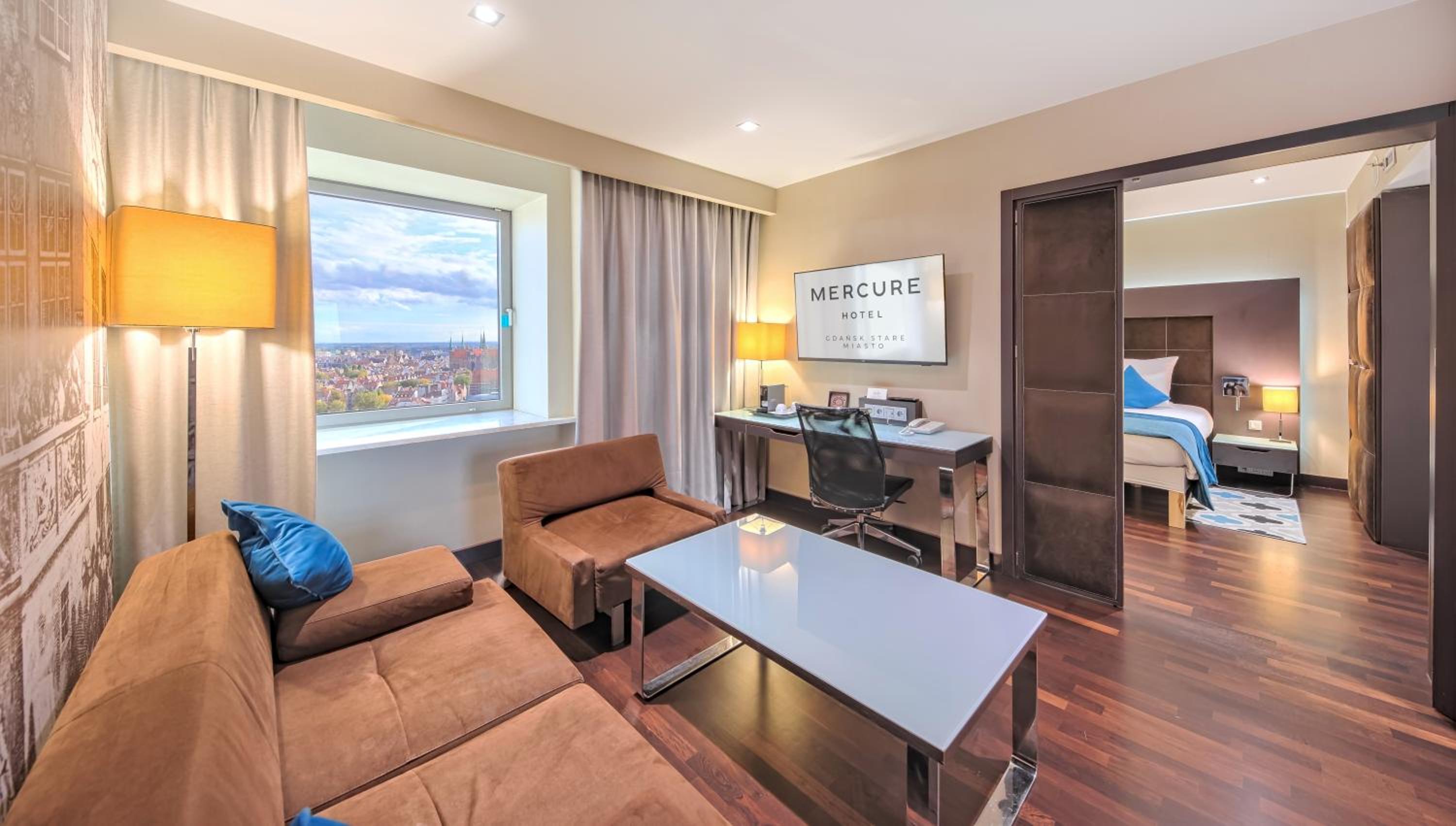 Superior Suite - Photo 10