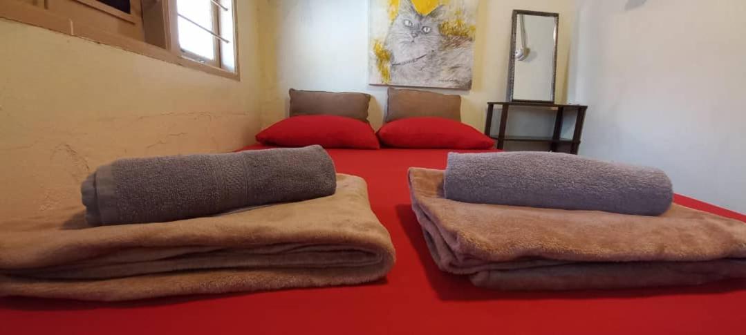 Double Room with Shared Bathroom photo 3