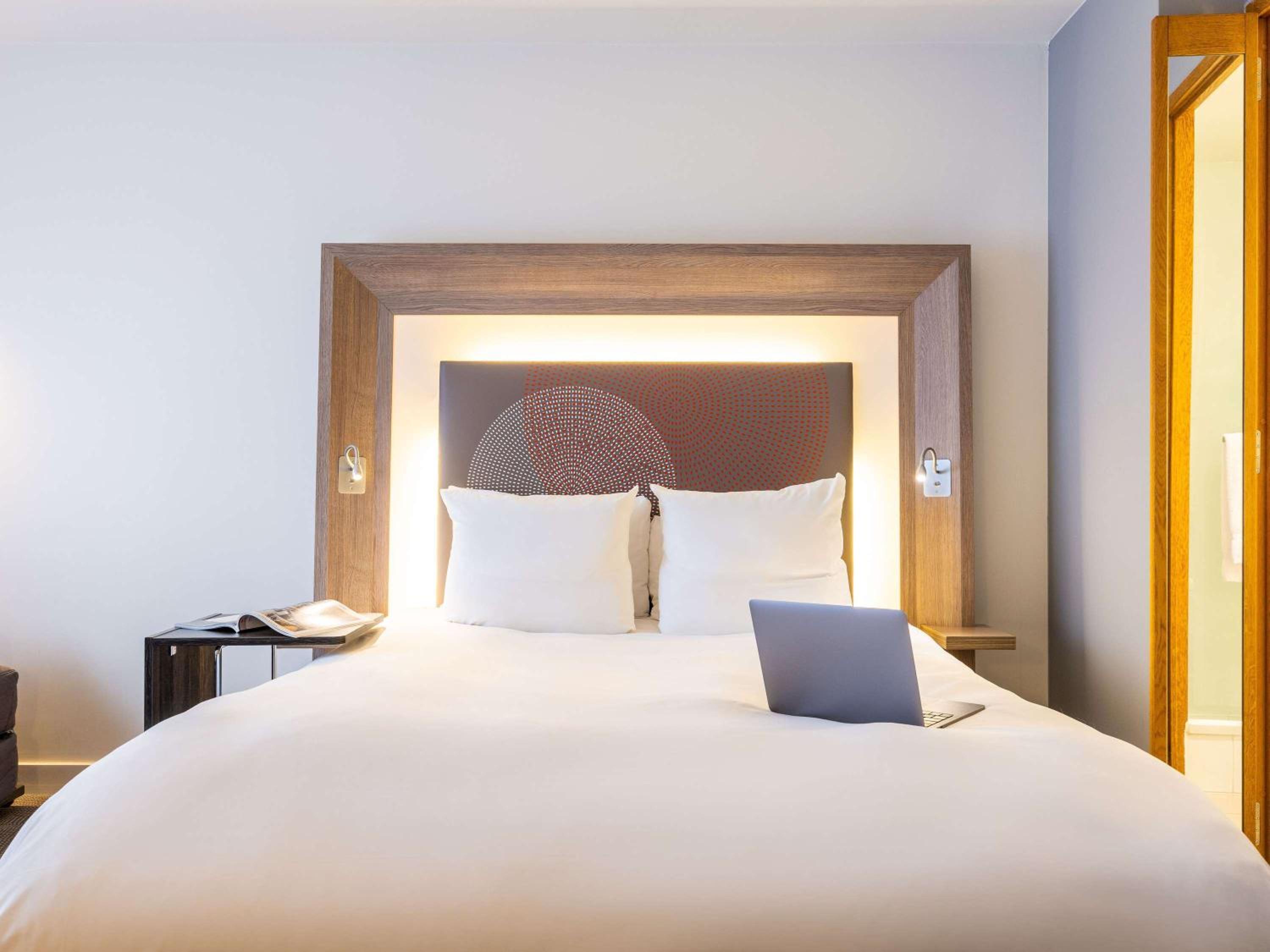 Superior Room with One Double Bed + 1 Sofa Bed - Photo 8