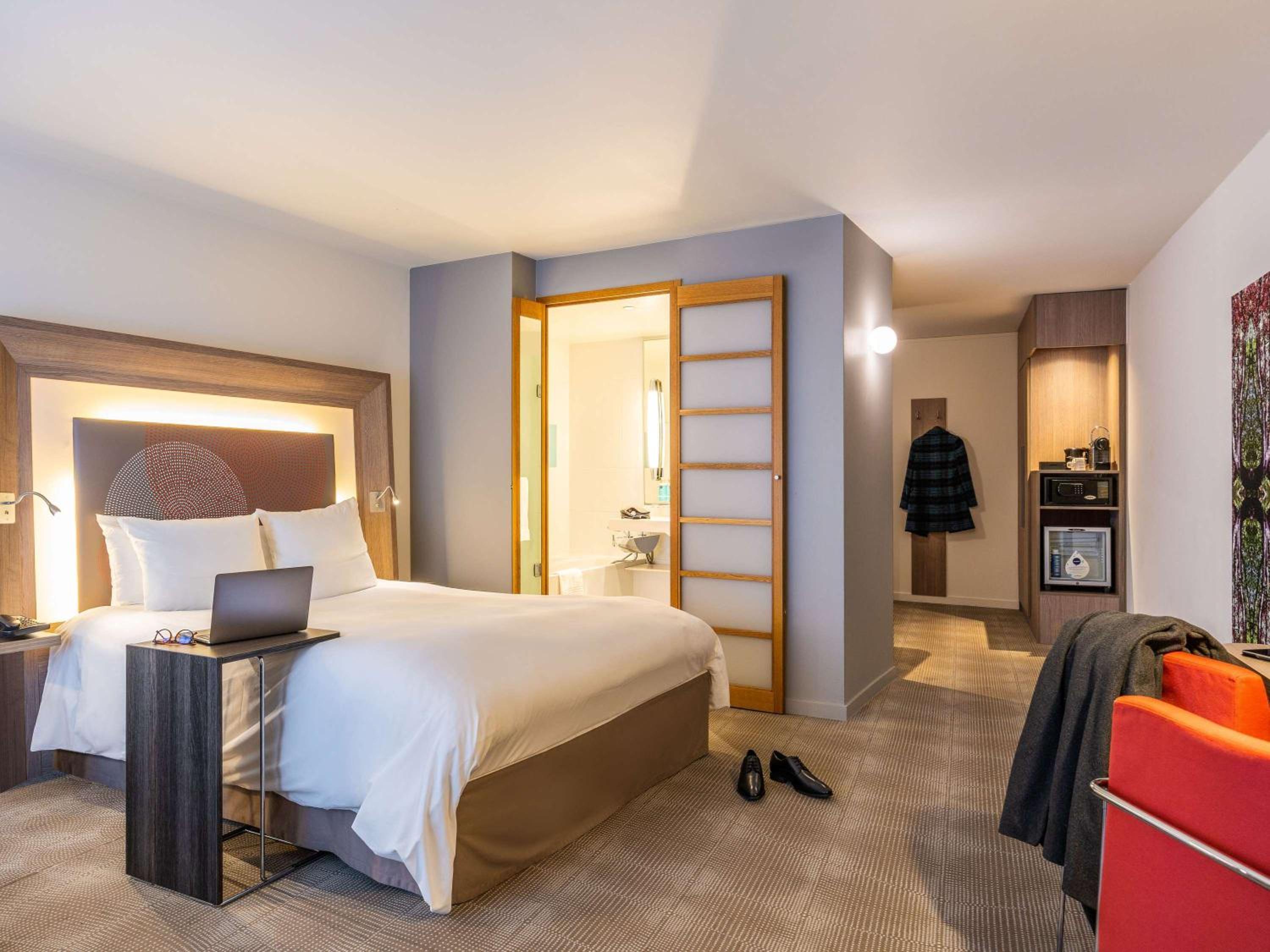 Executive Room with One Double Bed - Photo 6
