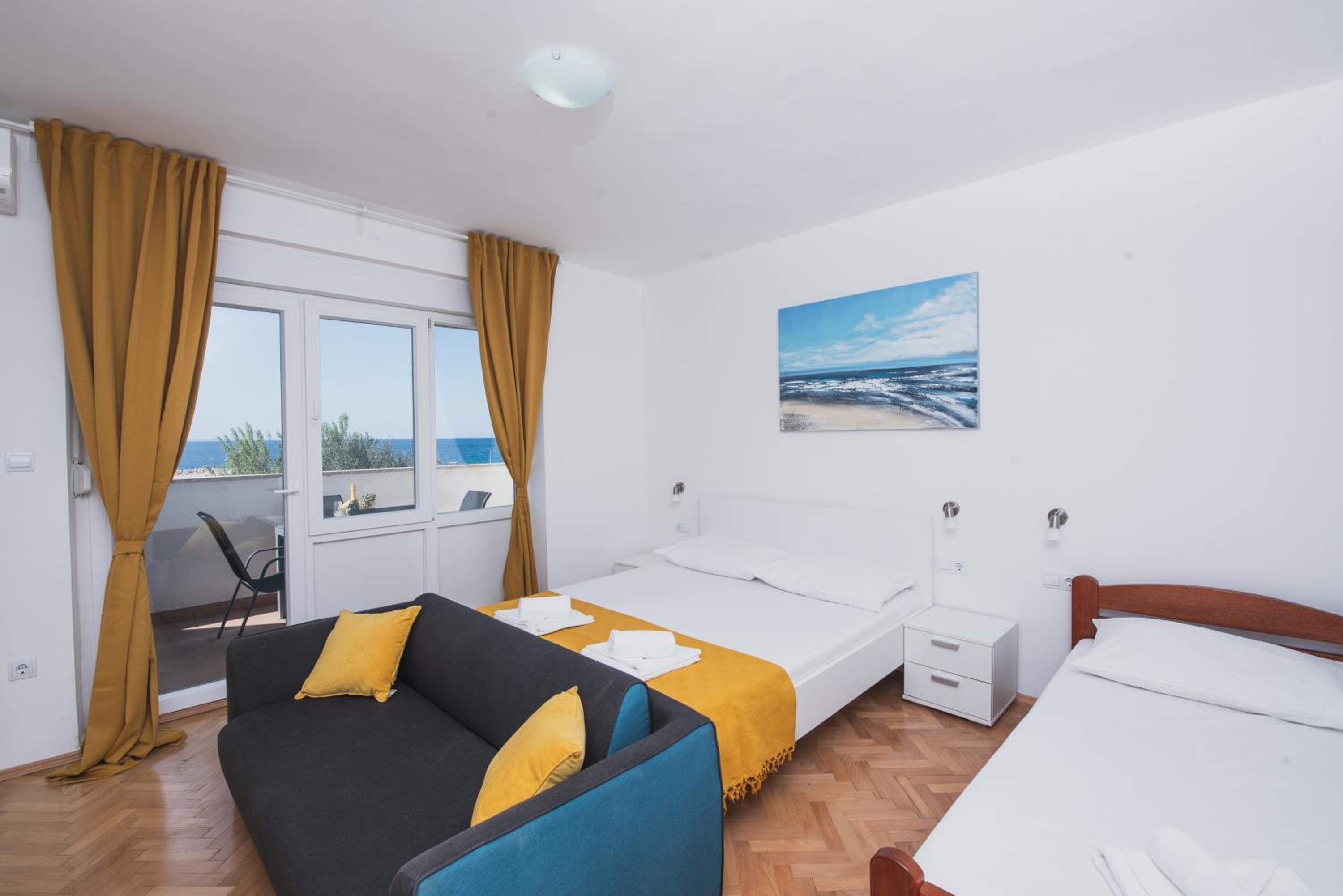 Studio with Sea View
