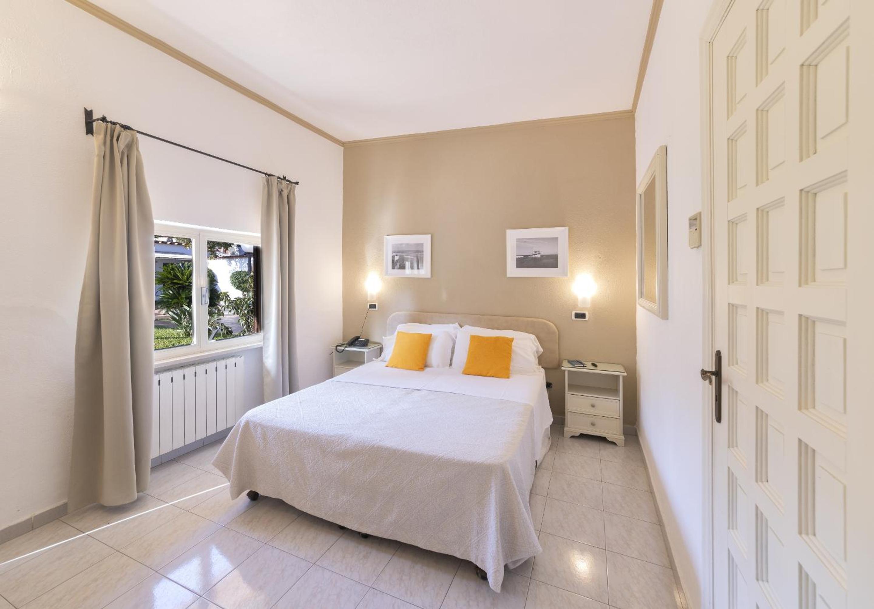 Basic Triple Room - Photo 1