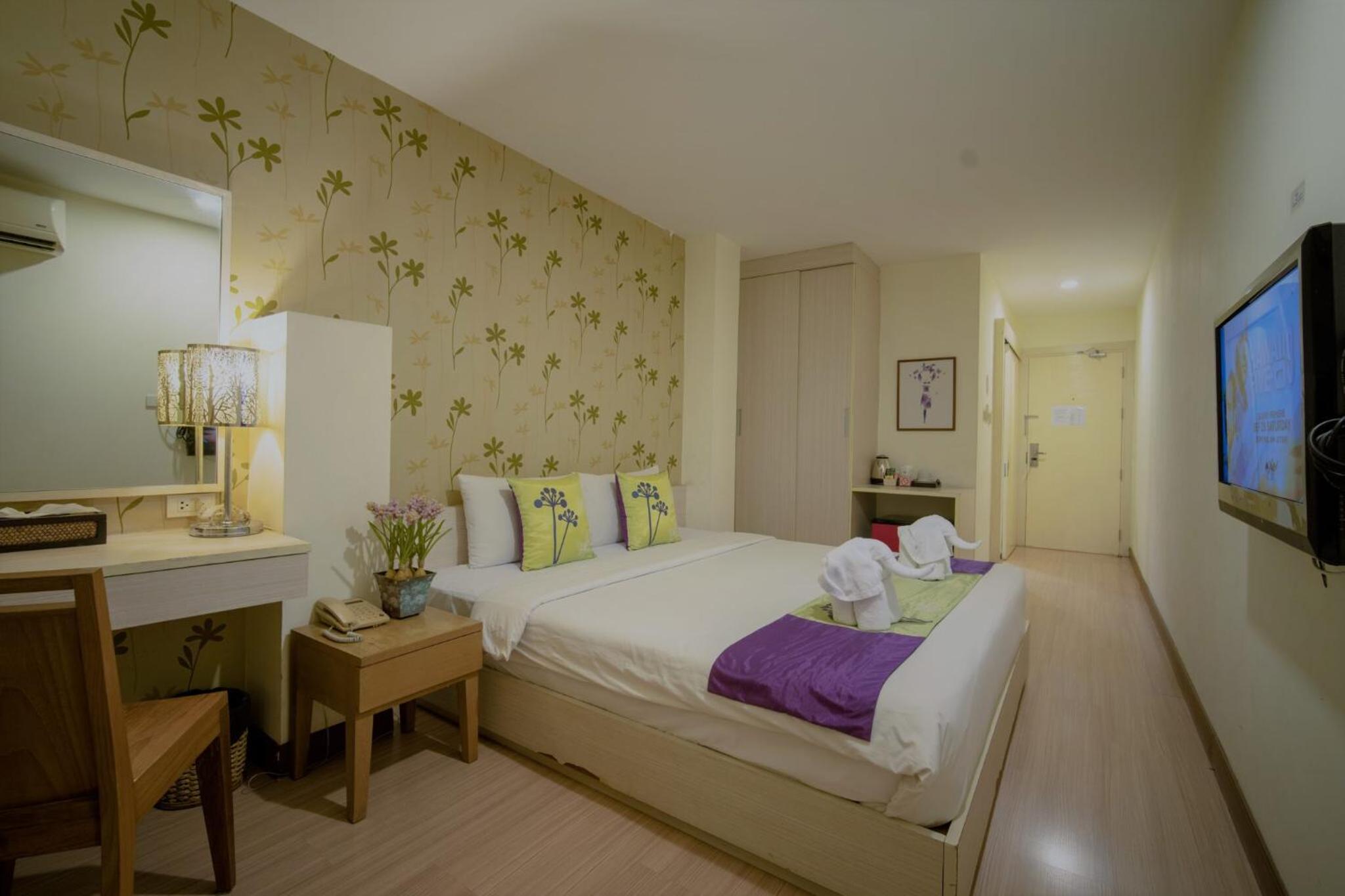 Deluxe Double With Balcony- Building 2 photo 1