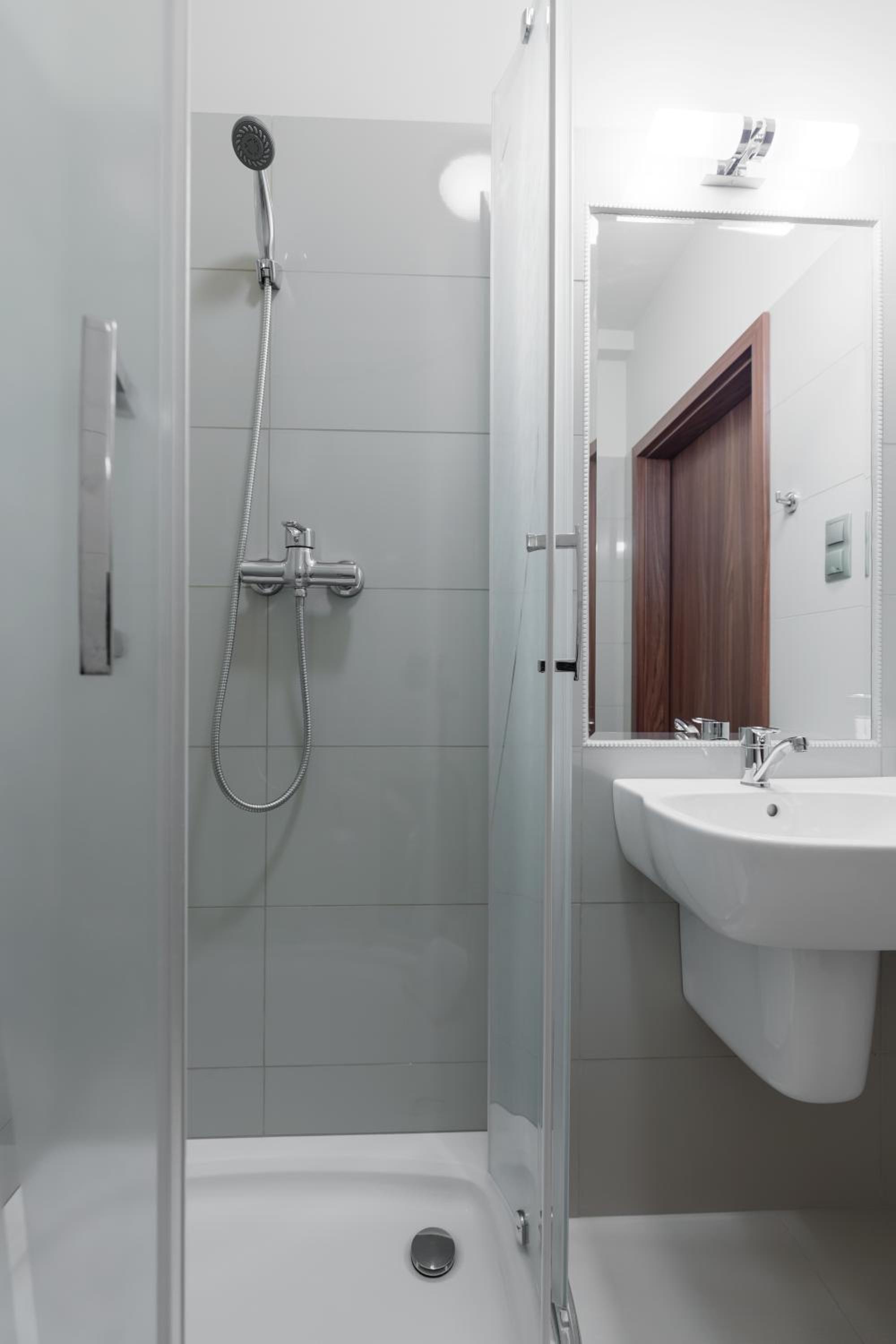 Double Room - Photo 11
