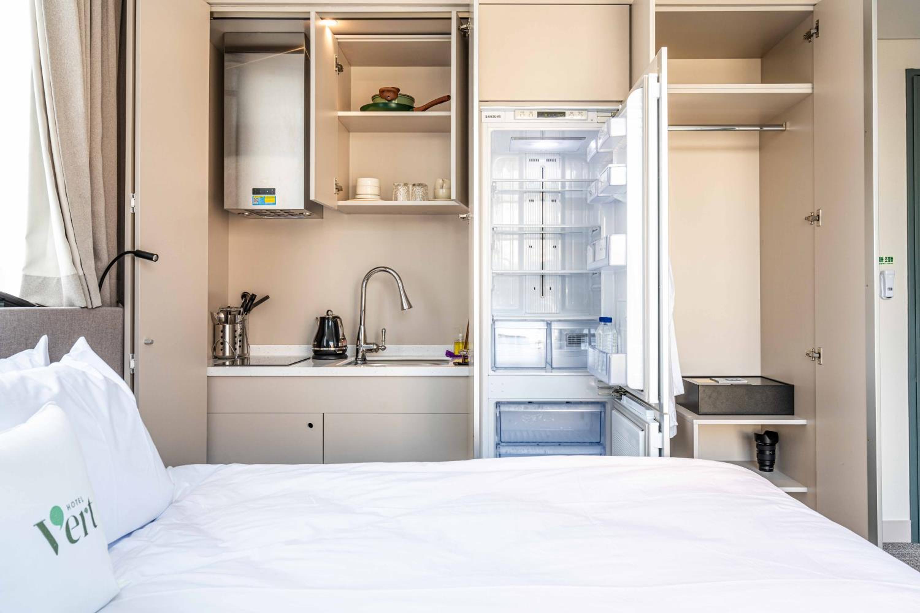 Deluxe Twin Room - Photo 3