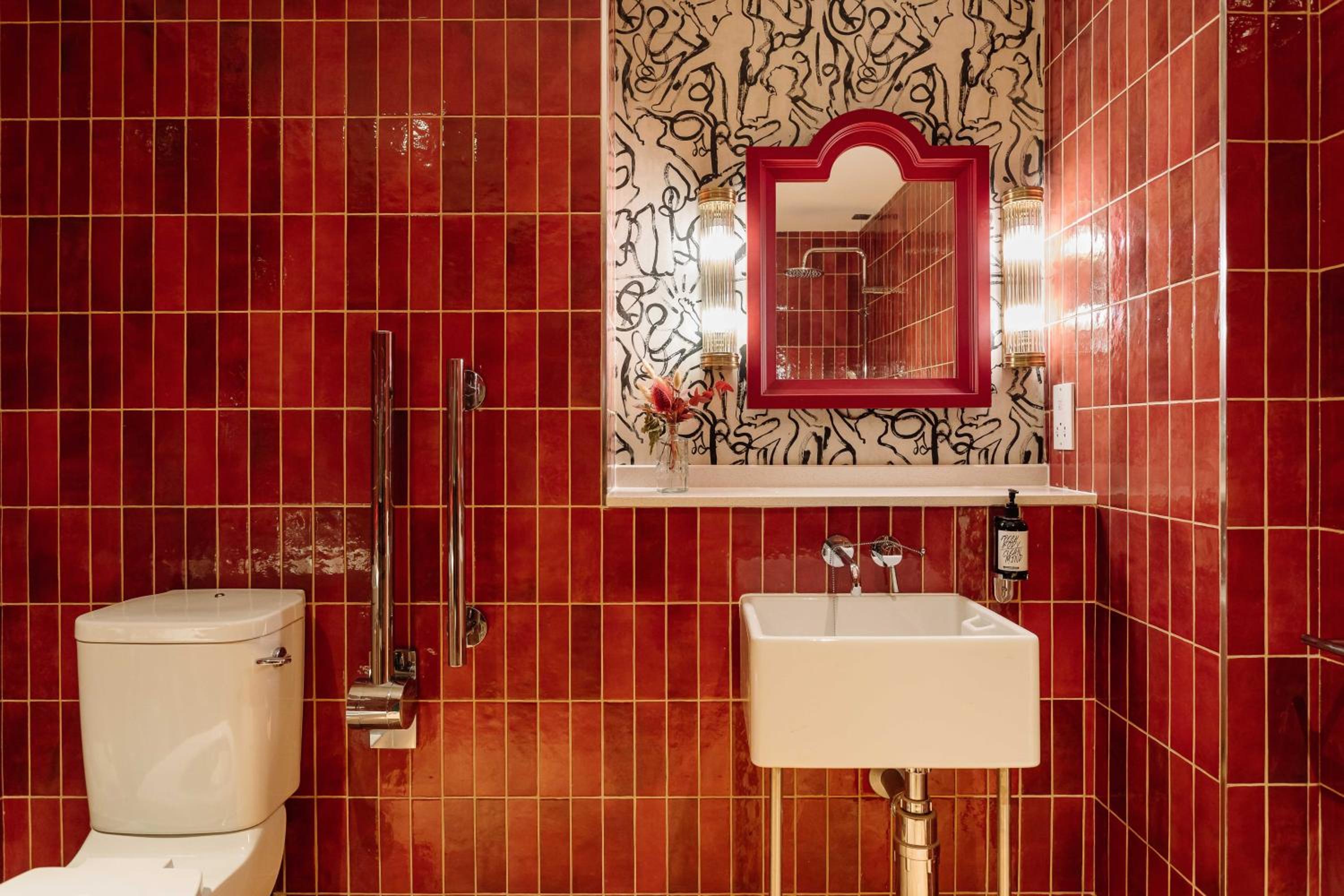 Accessible Sleepwell - No Window  - Photo 8