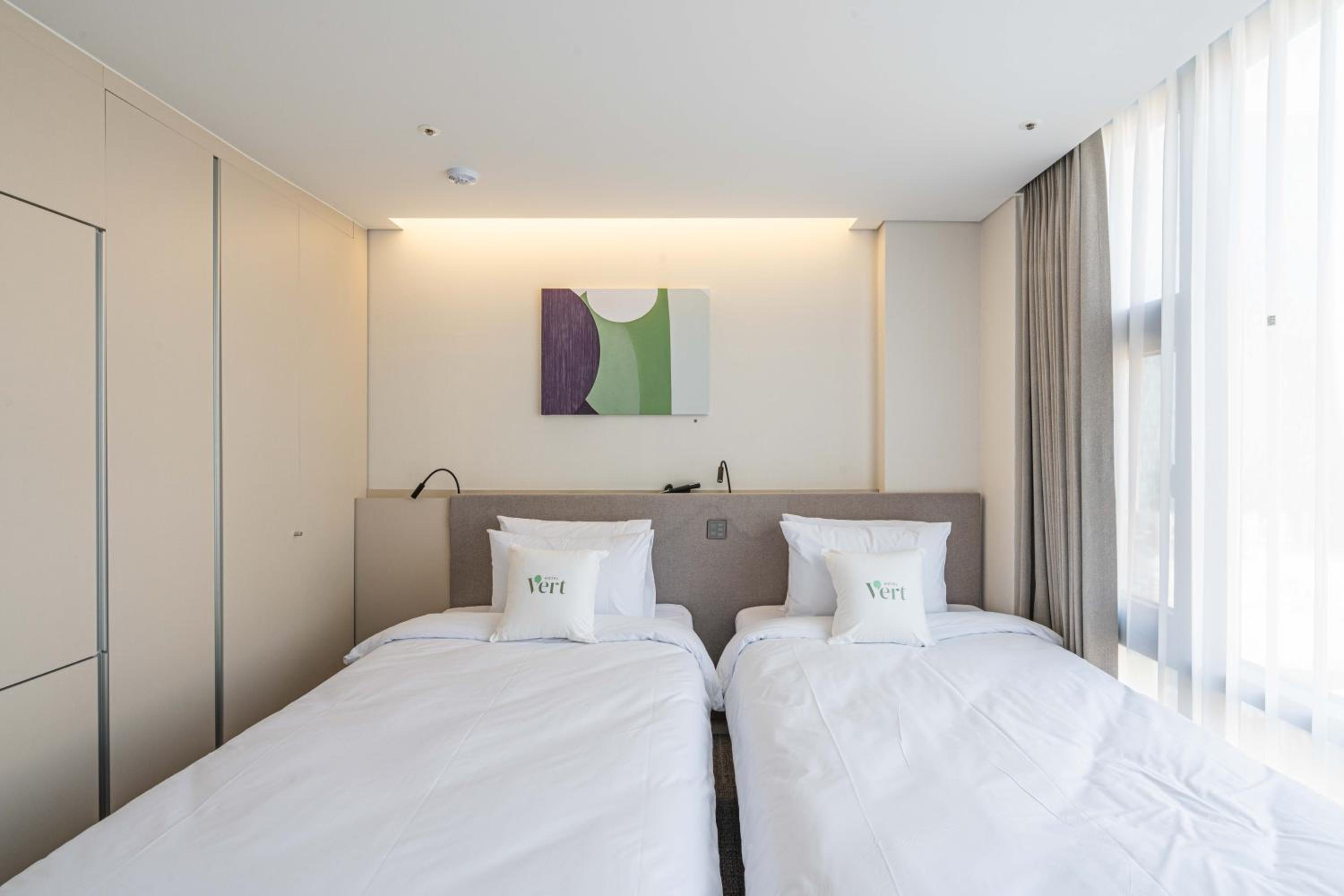 Deluxe Twin Room - Photo 6