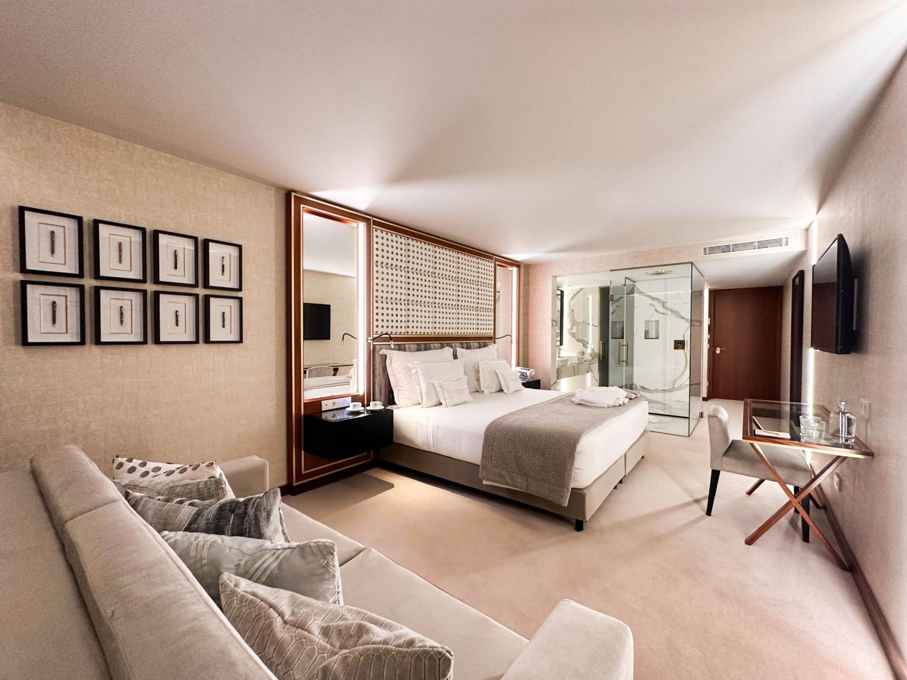 Premium Double Room - Photo 3