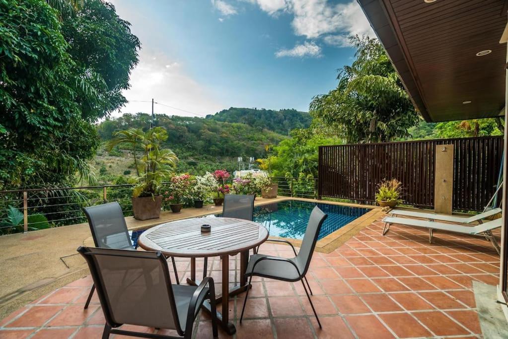 Villa with Private Pool photo 3