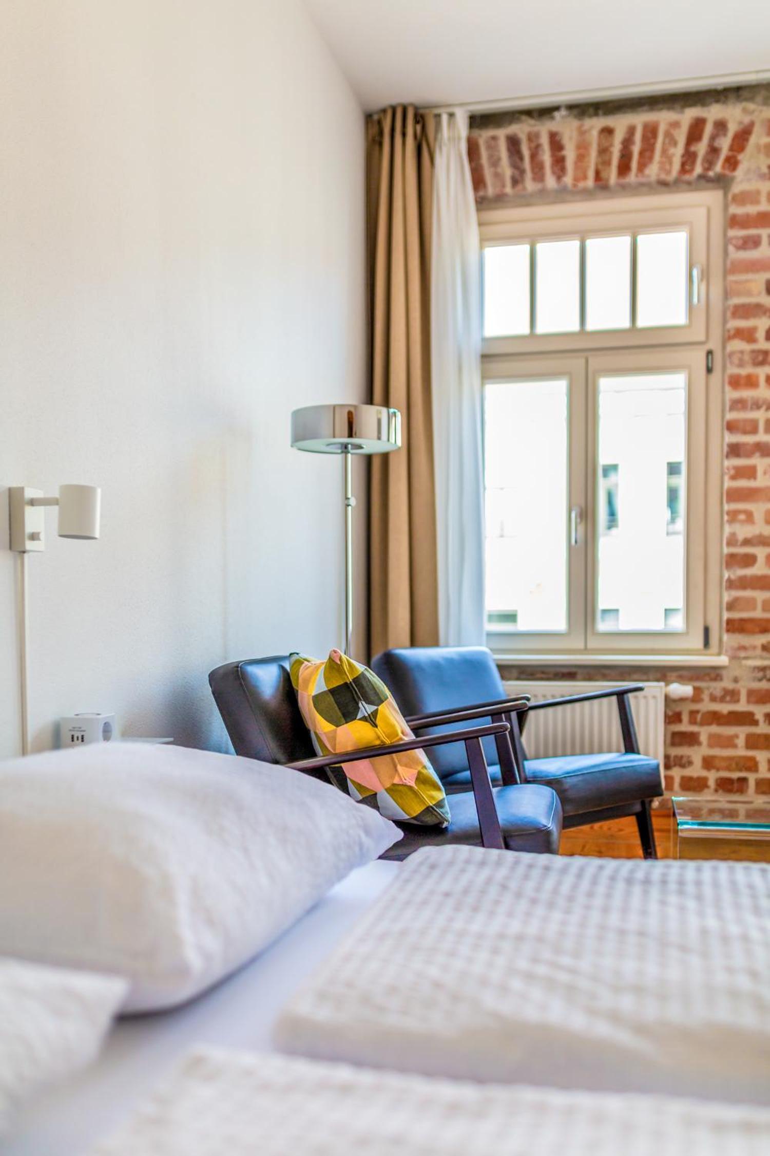 Standard Double Room with Shared Bathroom photo 1