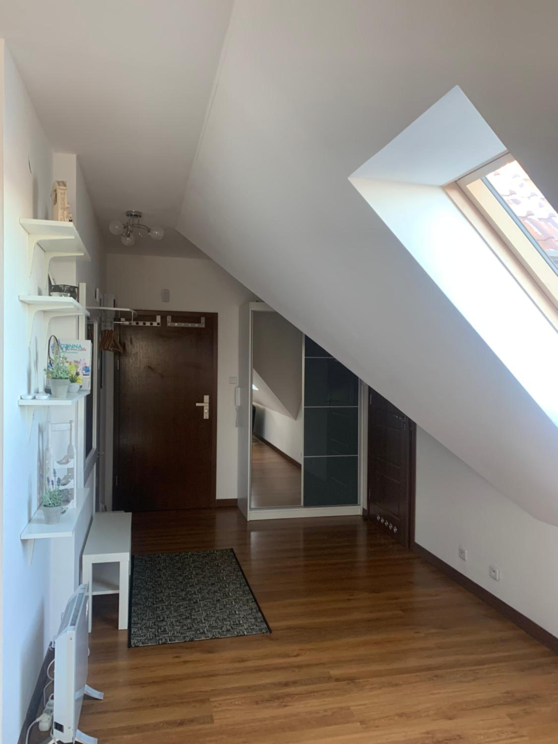 Three-Bedroom Apartment - Photo 21