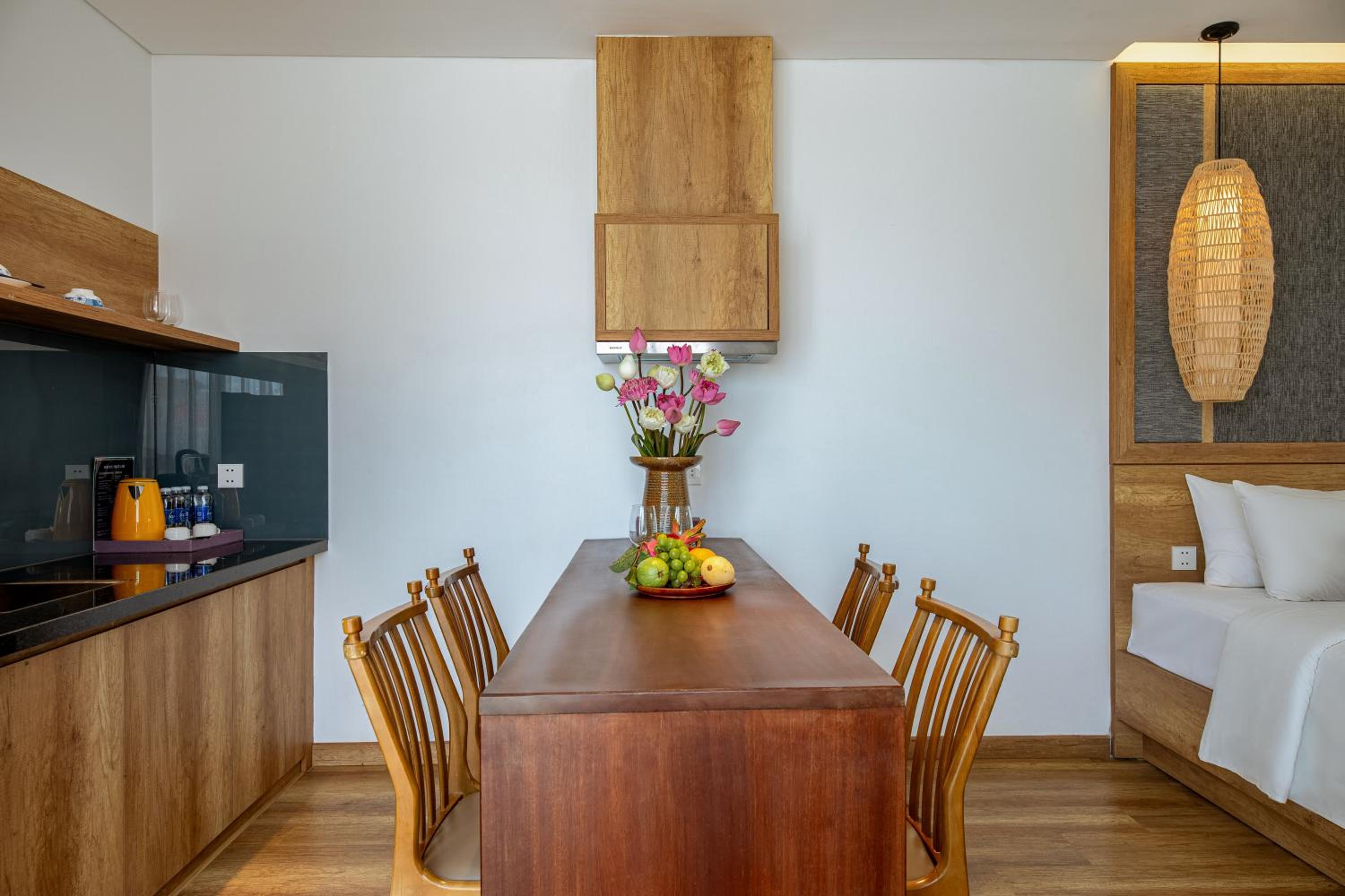 Studio Apartment - Photo 11