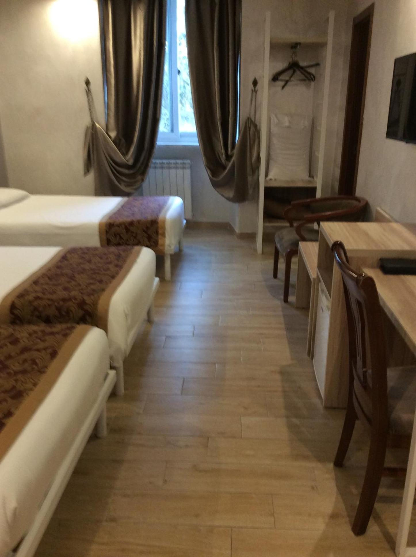 Double Or Twin Room With Shower photo 3