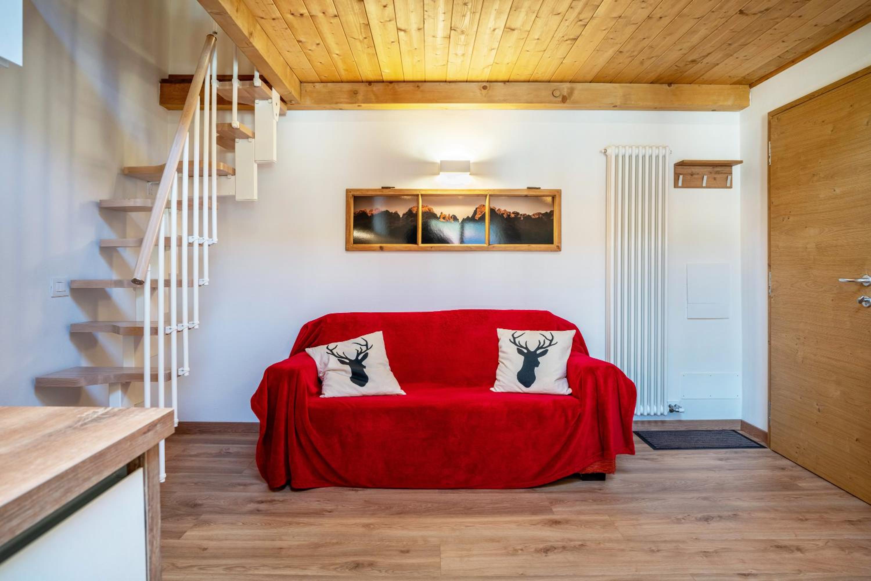 Two-Bedroom Deluxe Apartment with Garden View