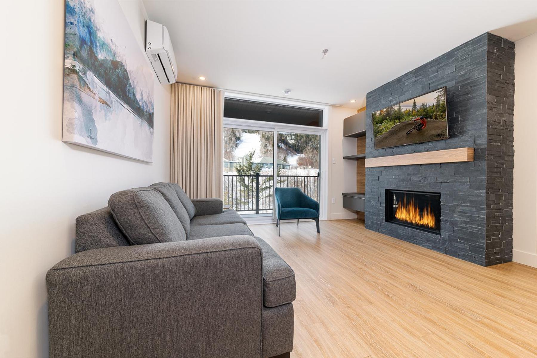 Two-Bedroom Apartment, Last Floor, Mountain View photo 1
