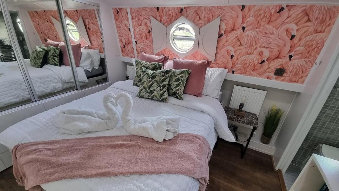 Mobile Home photo 3