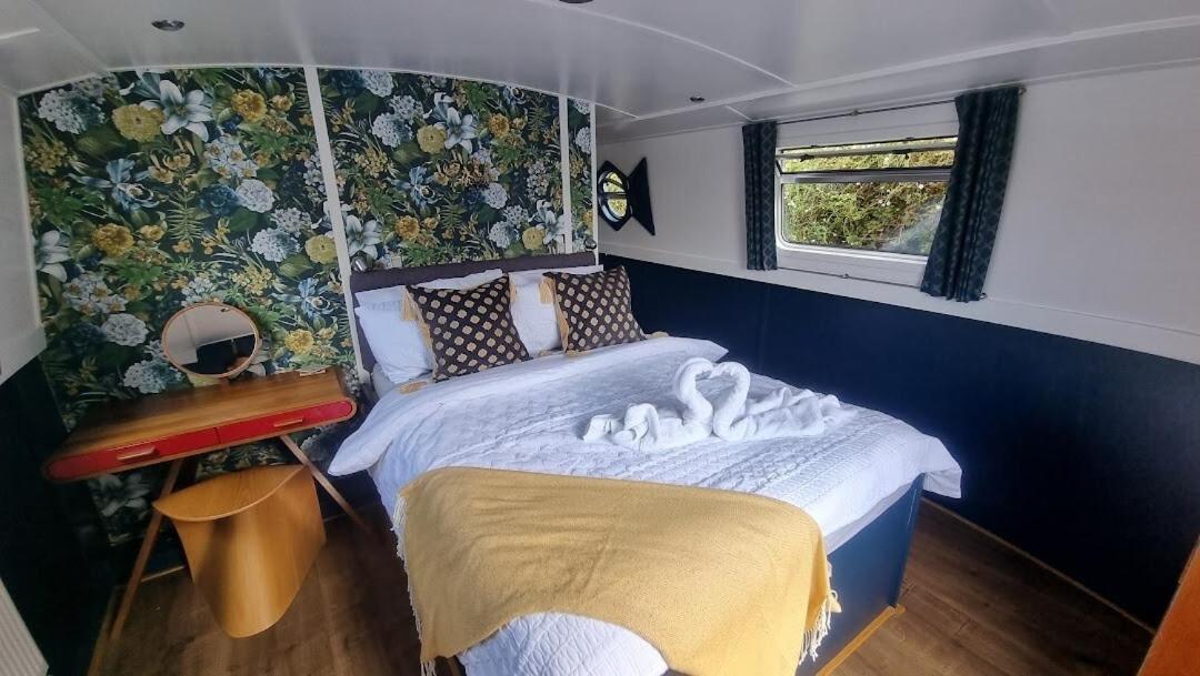 Mobile Home photo 2