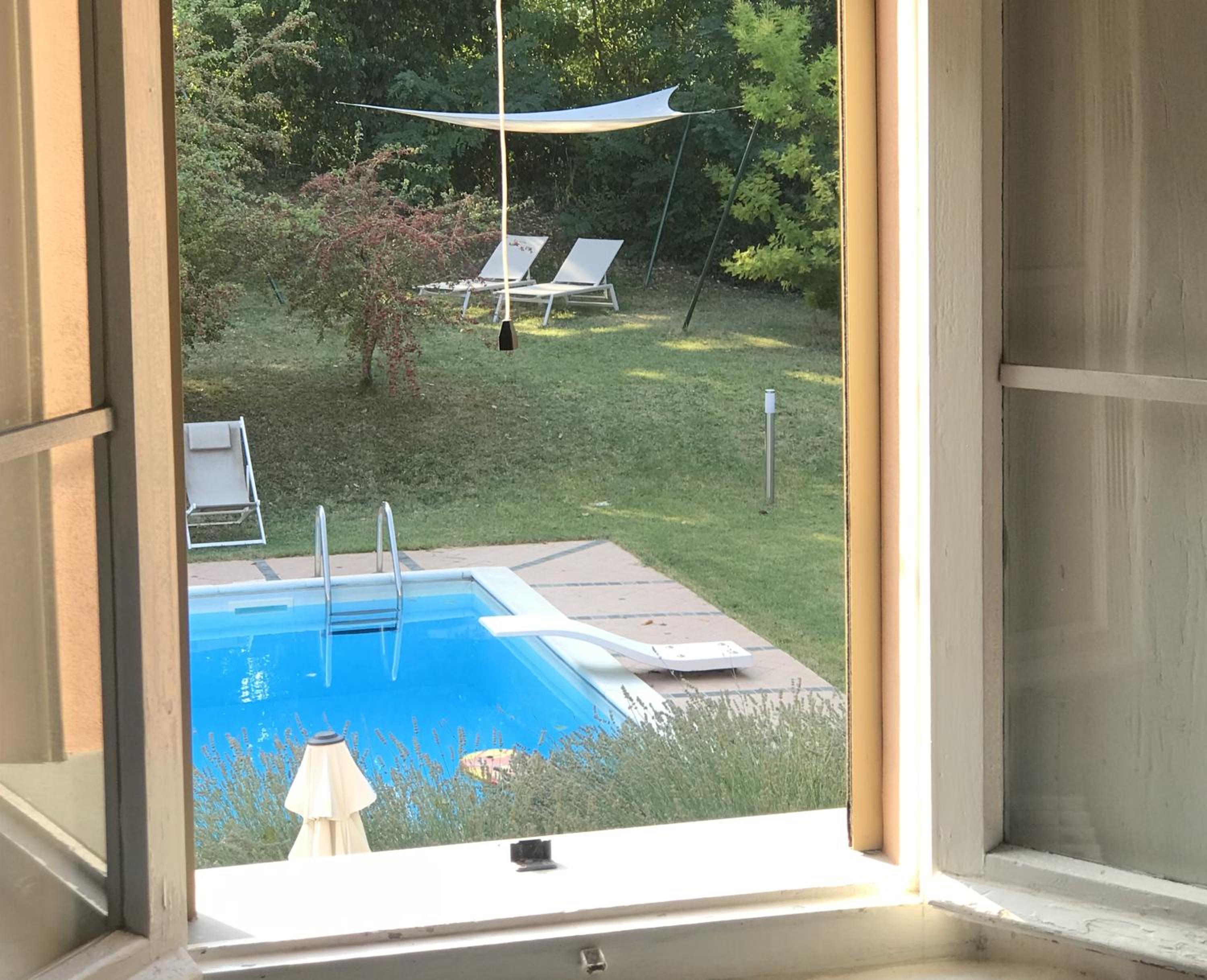King Room with Pool View photo 2