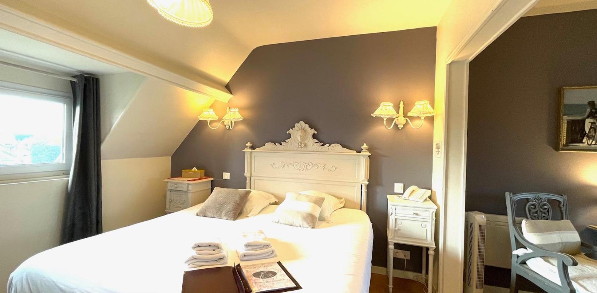 Romantic Superior Double Room with Bath photo 2