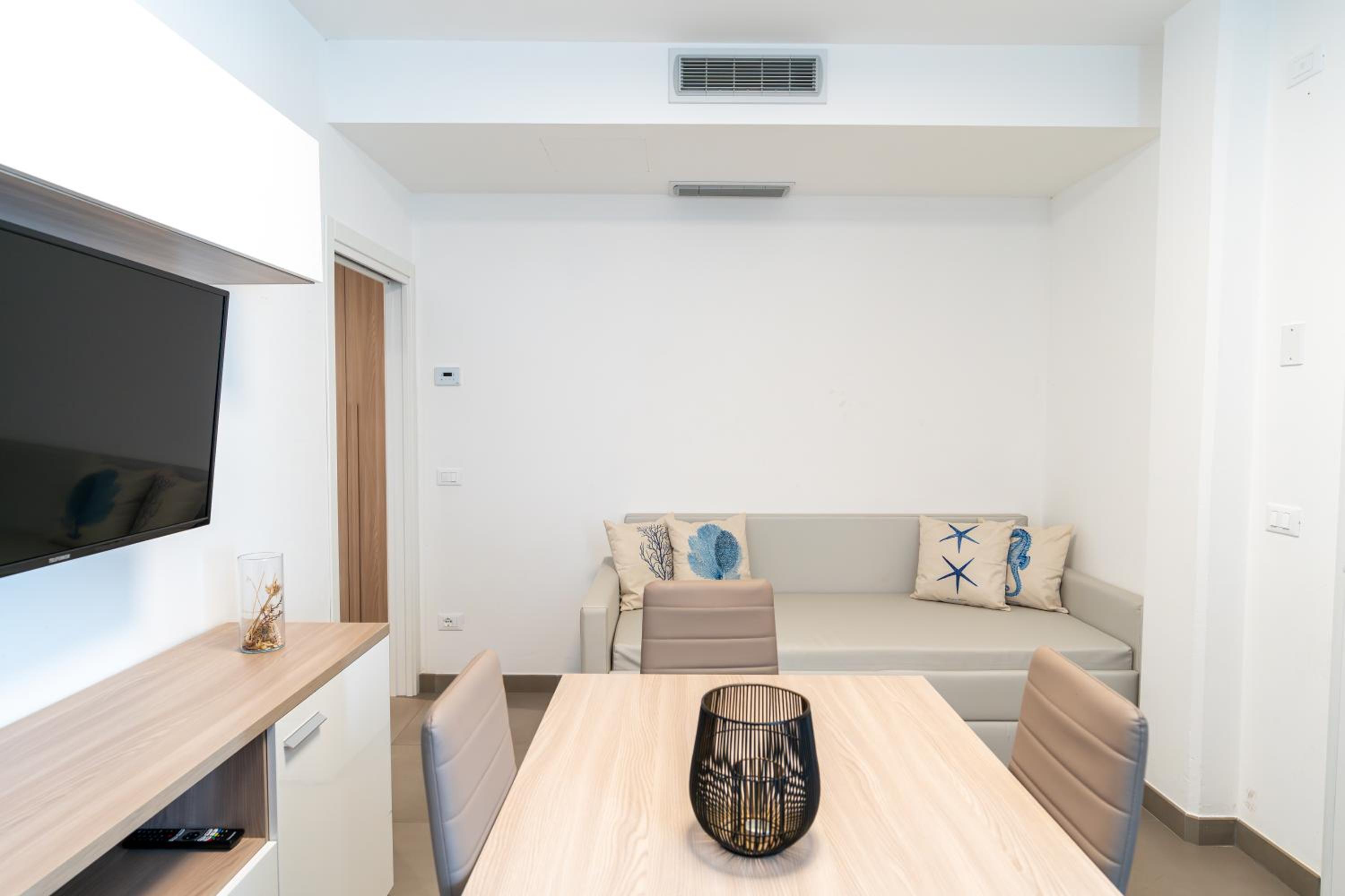 Two-Bedroom Suite photo 1