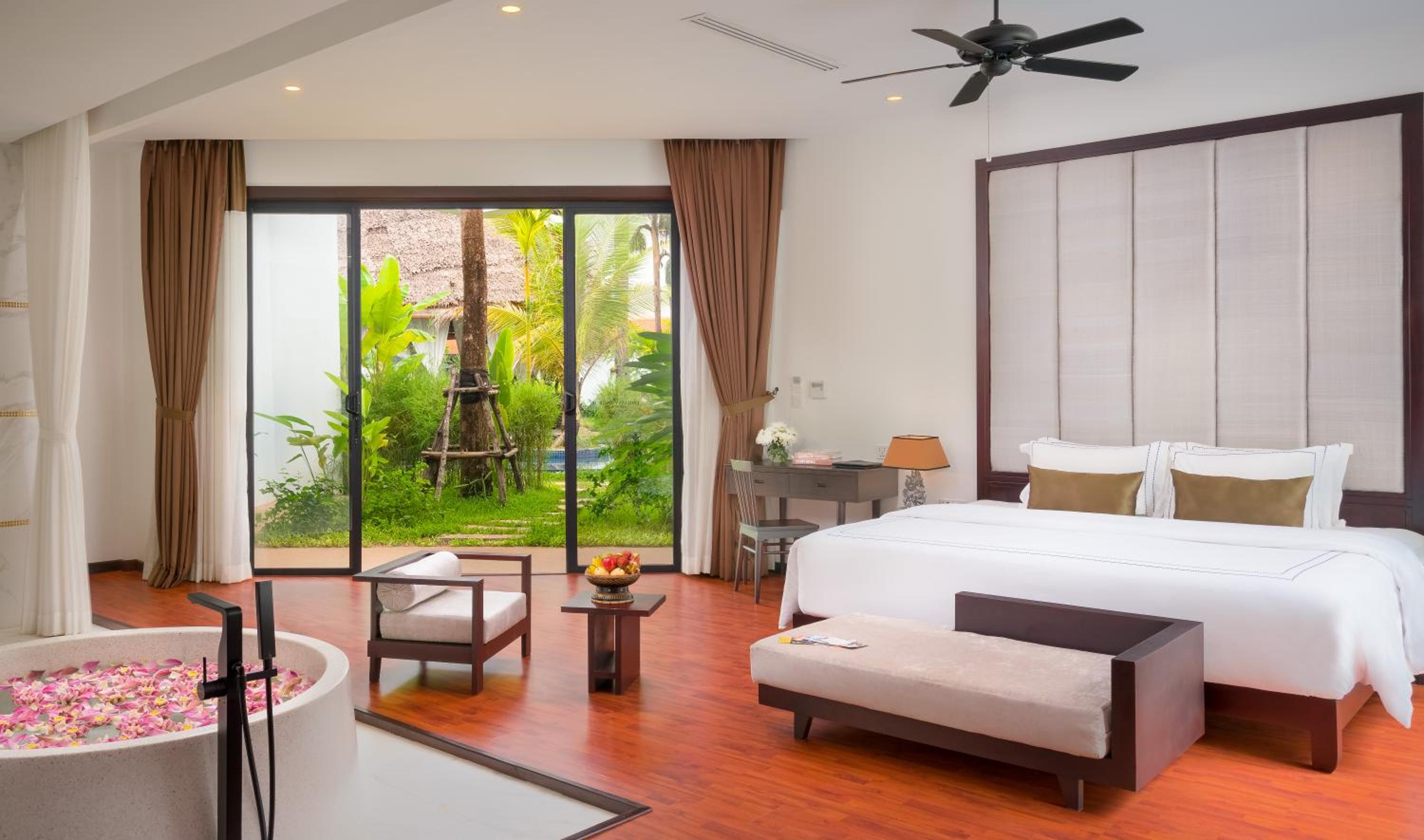 Family Suite with Private Pool