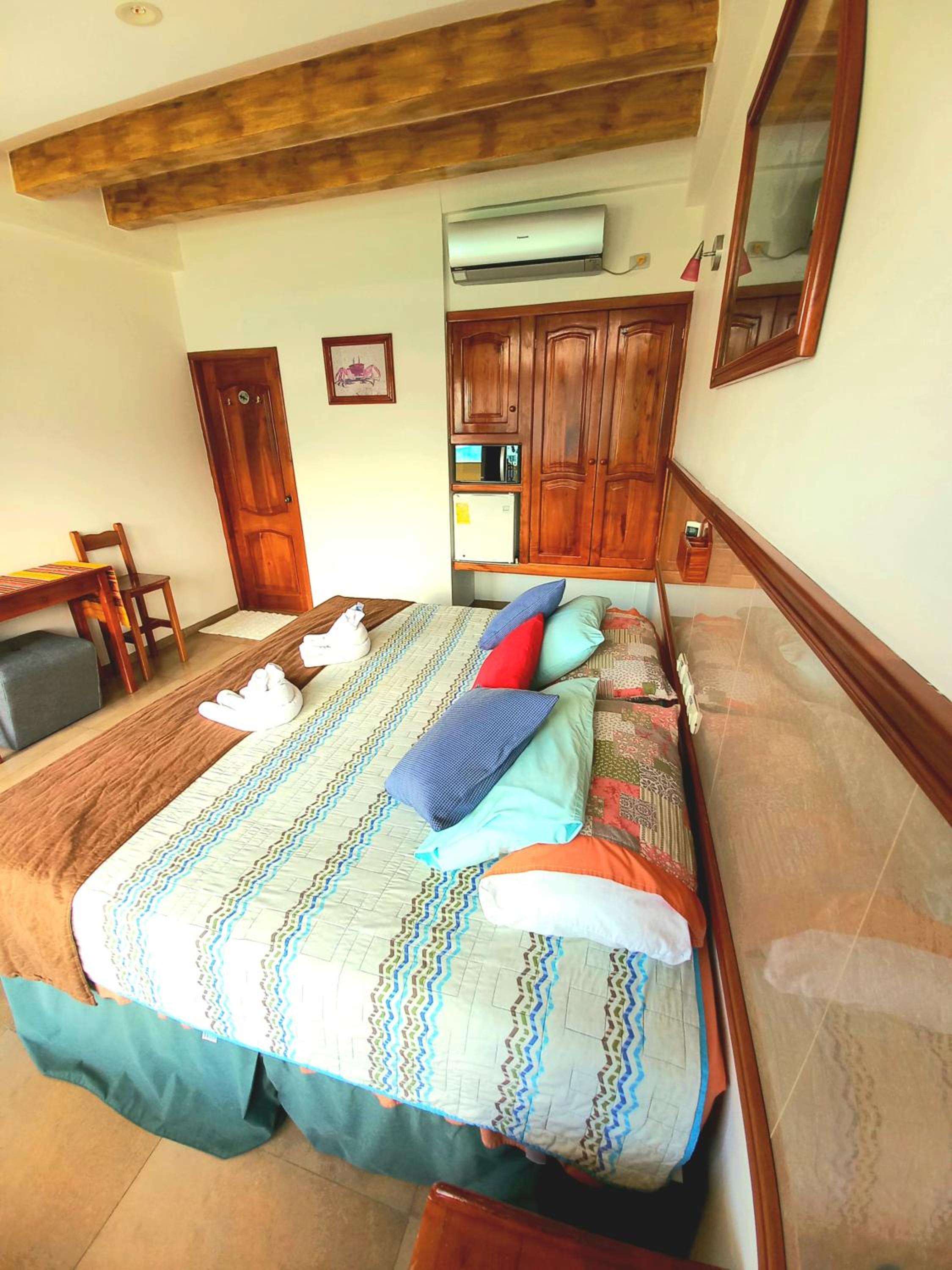 Deluxe Double or Twin Room photo 2