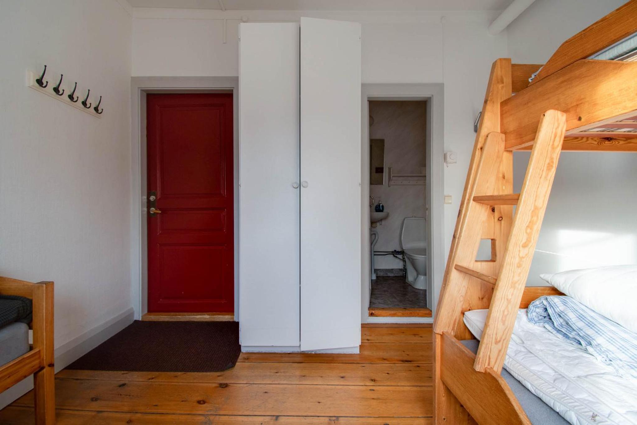 Standard Triple Room photo 2