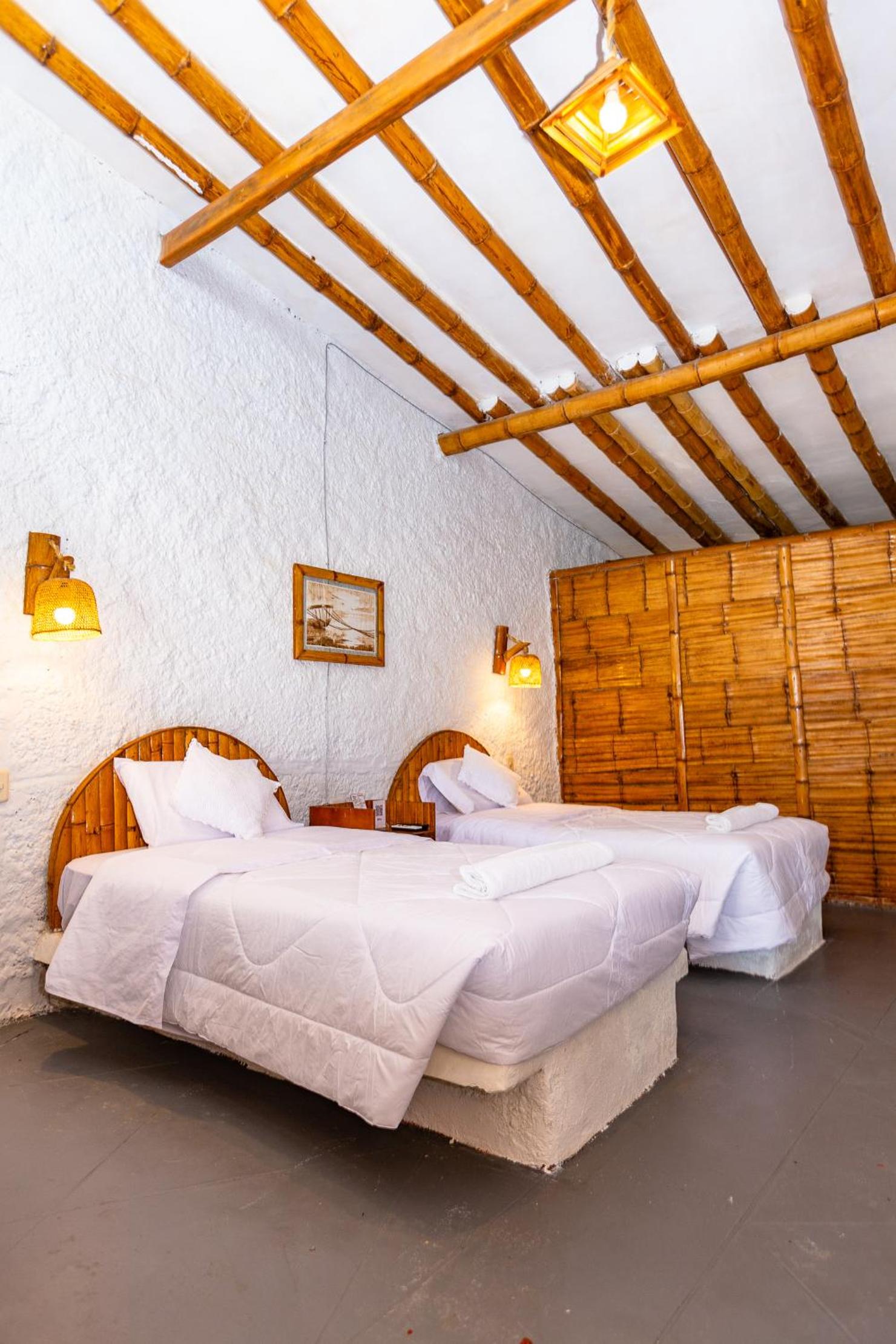 Standard Twin Room With Sea View photo 3