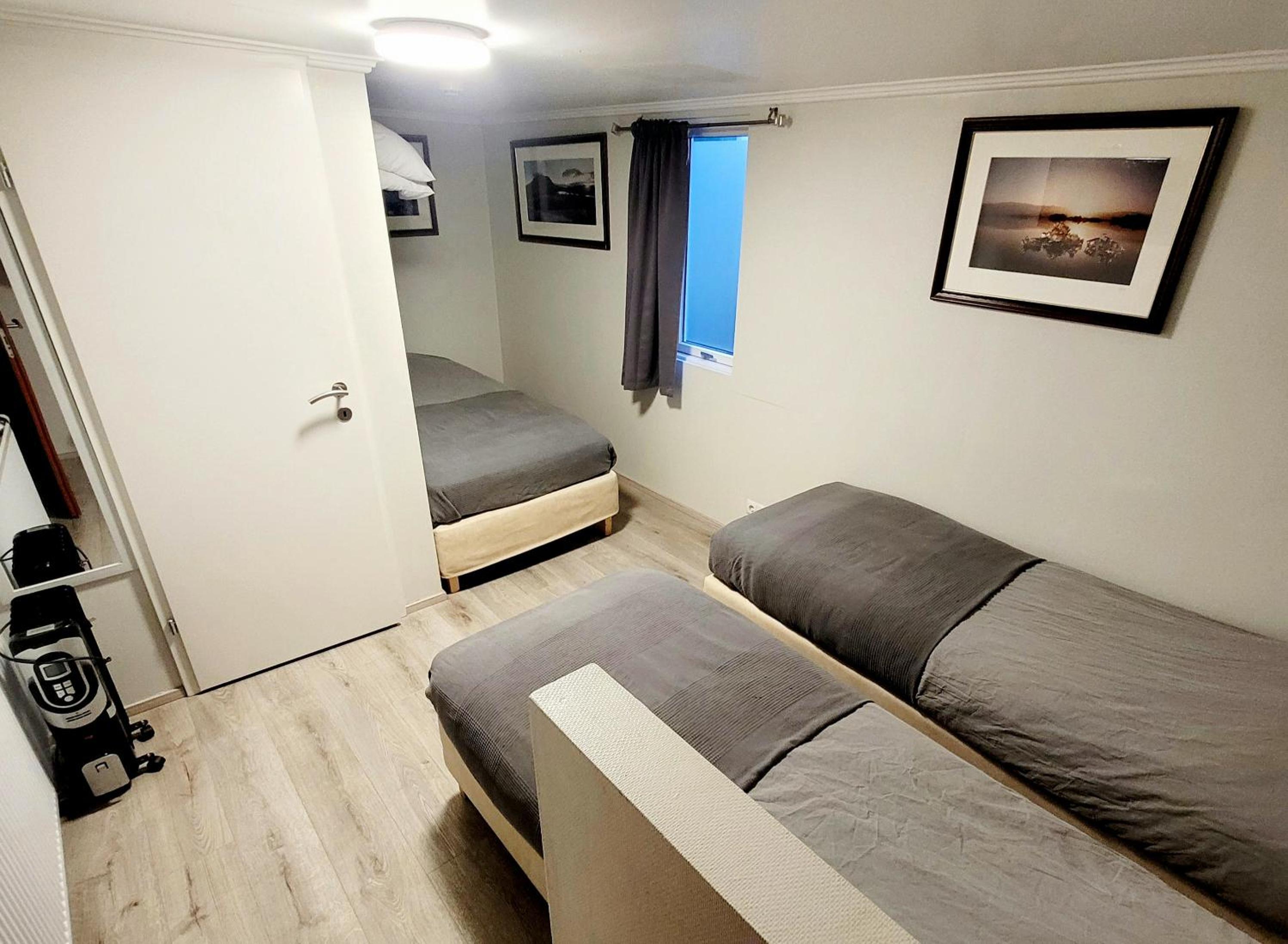 Triple Room With Private Bathroom photo 1