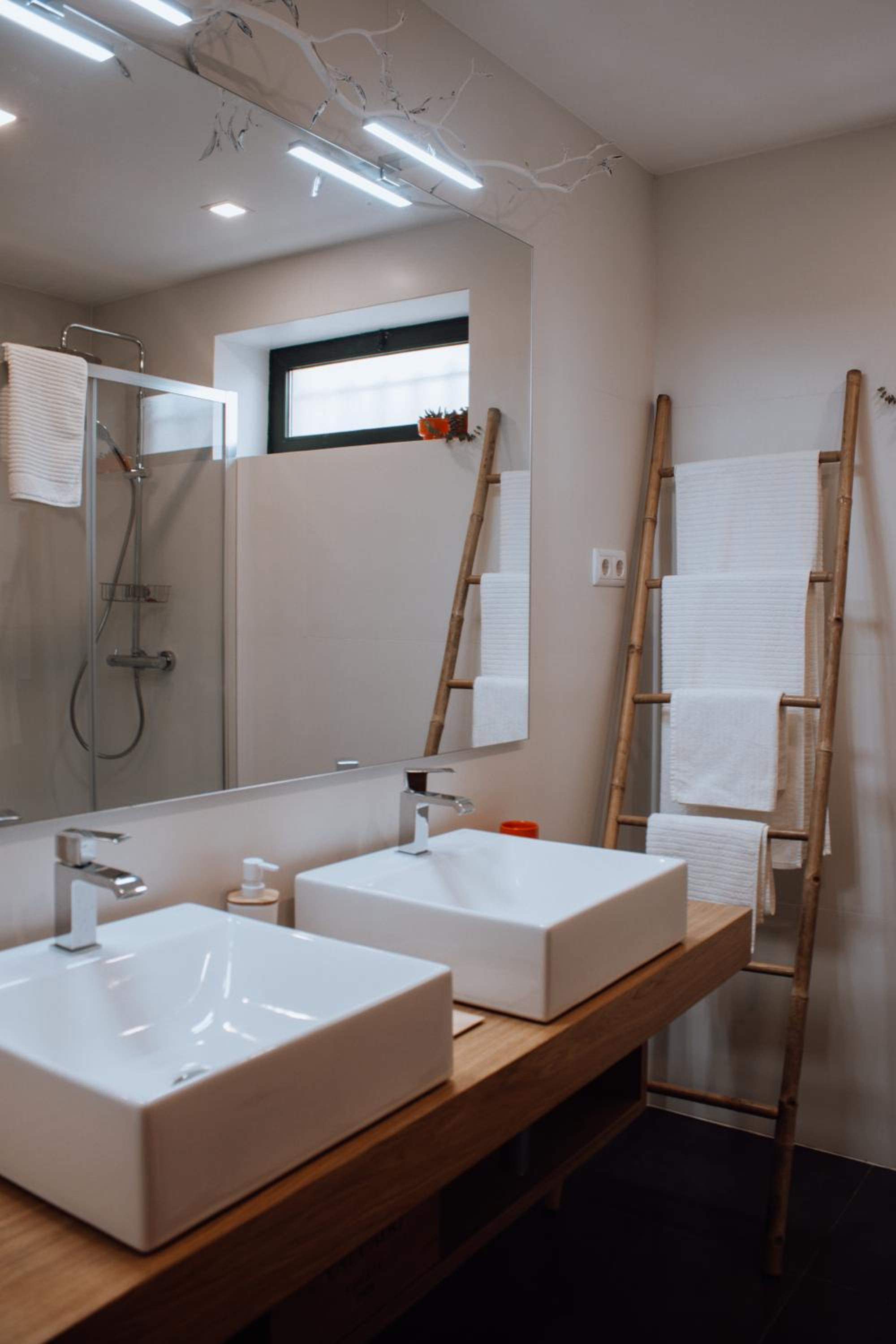 Double Room with Private Bathroom photo 3