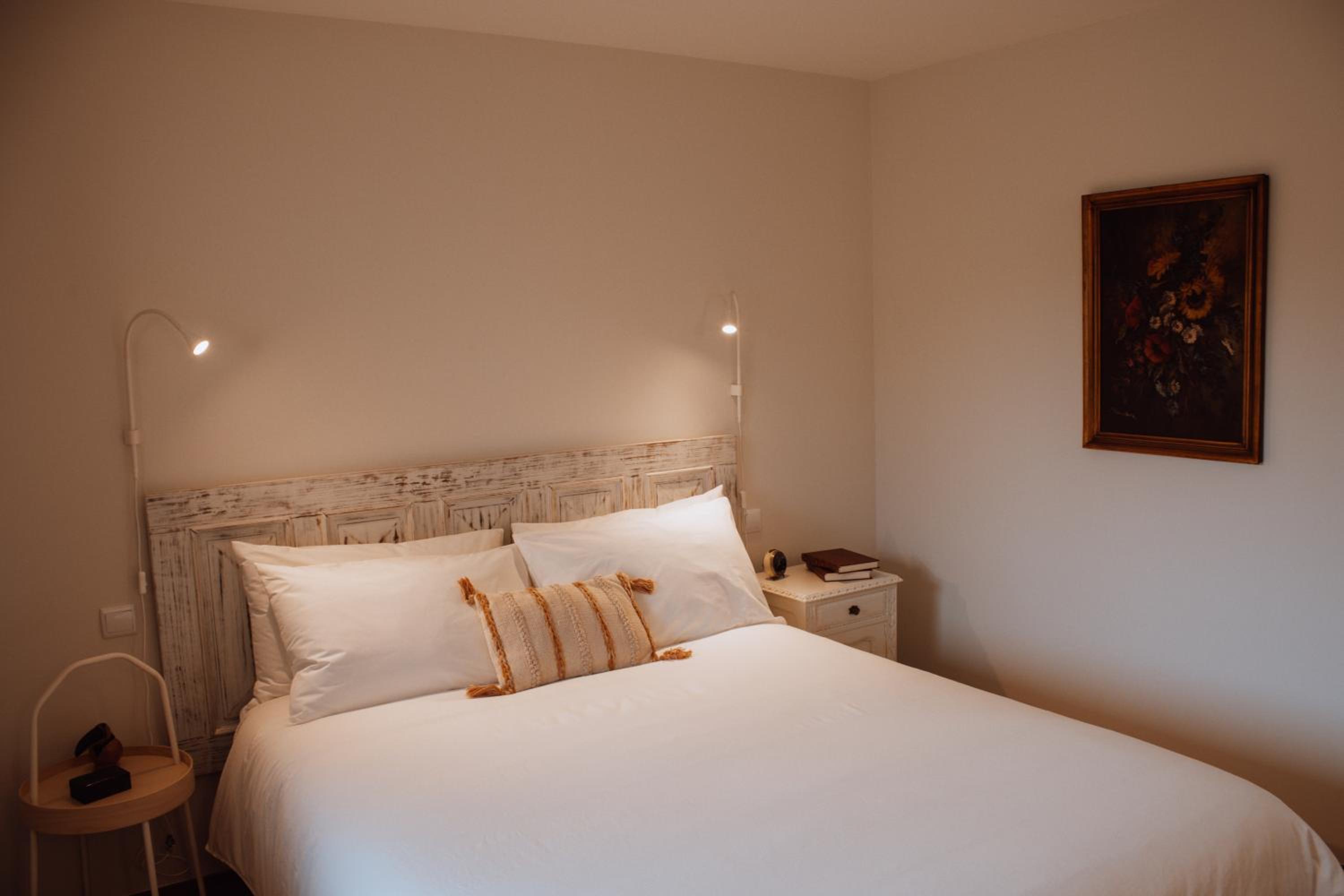 Double Room with Private Bathroom photo 1