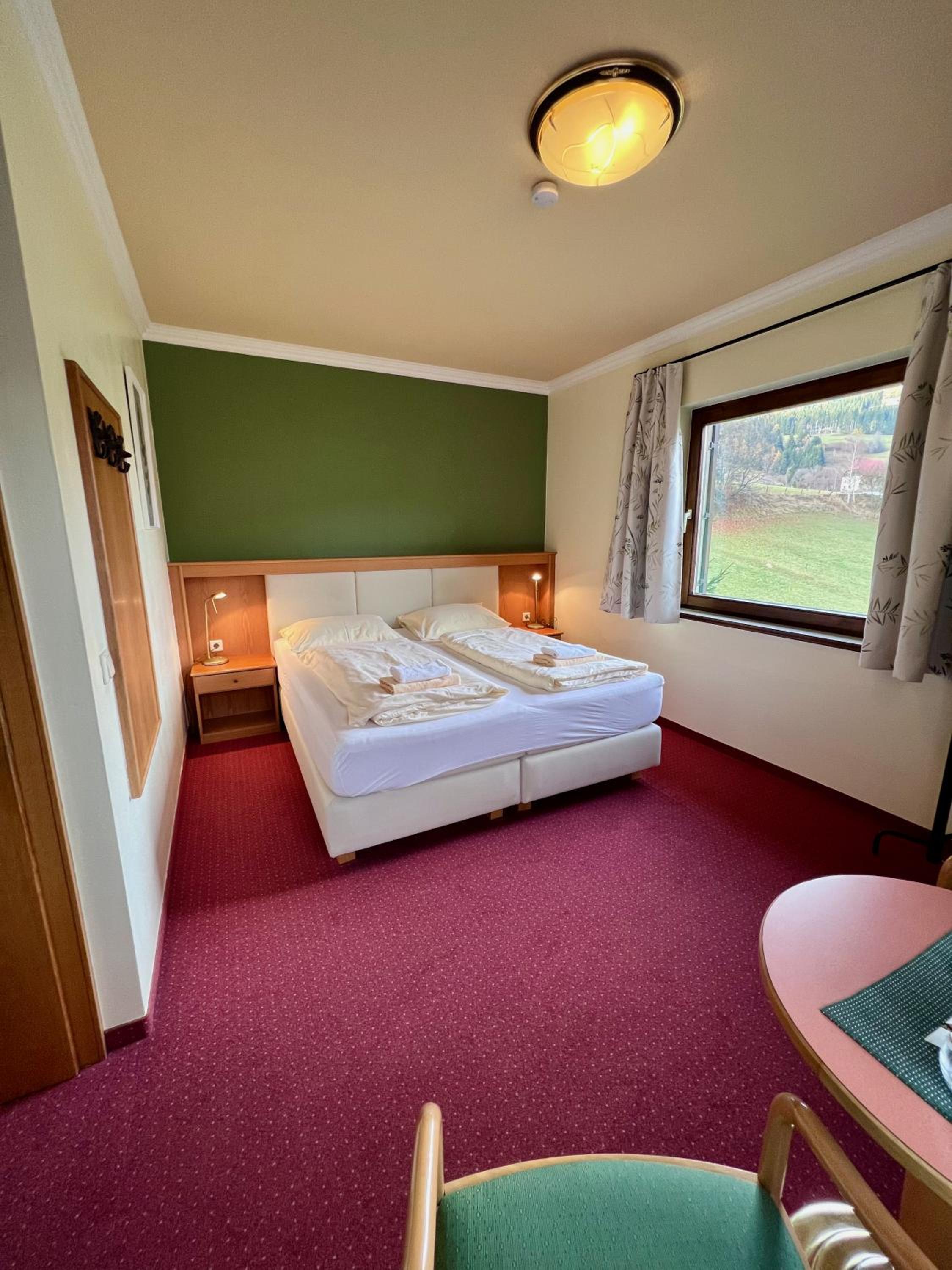 Double Room - Photo 8