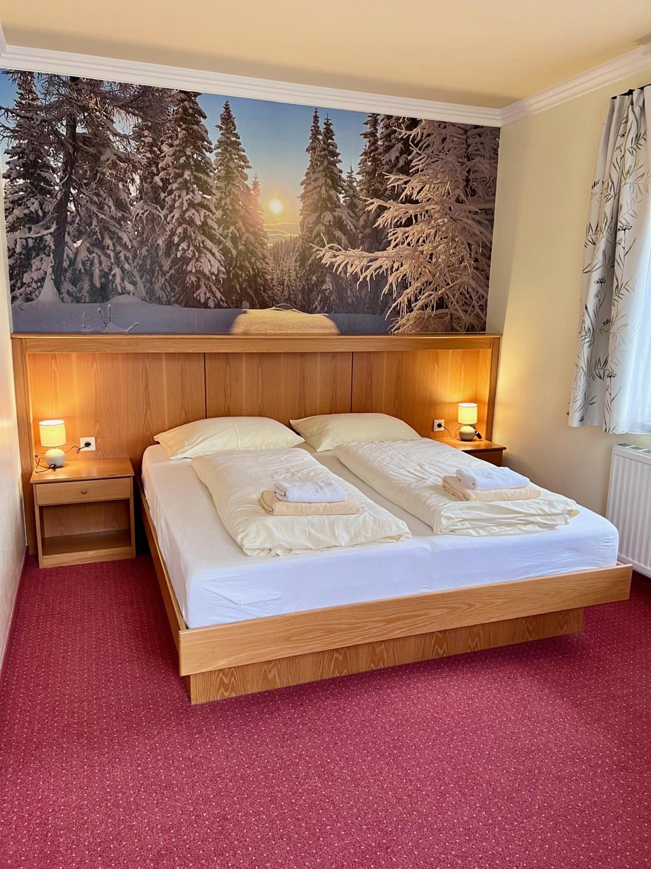 Double Room - Photo 10