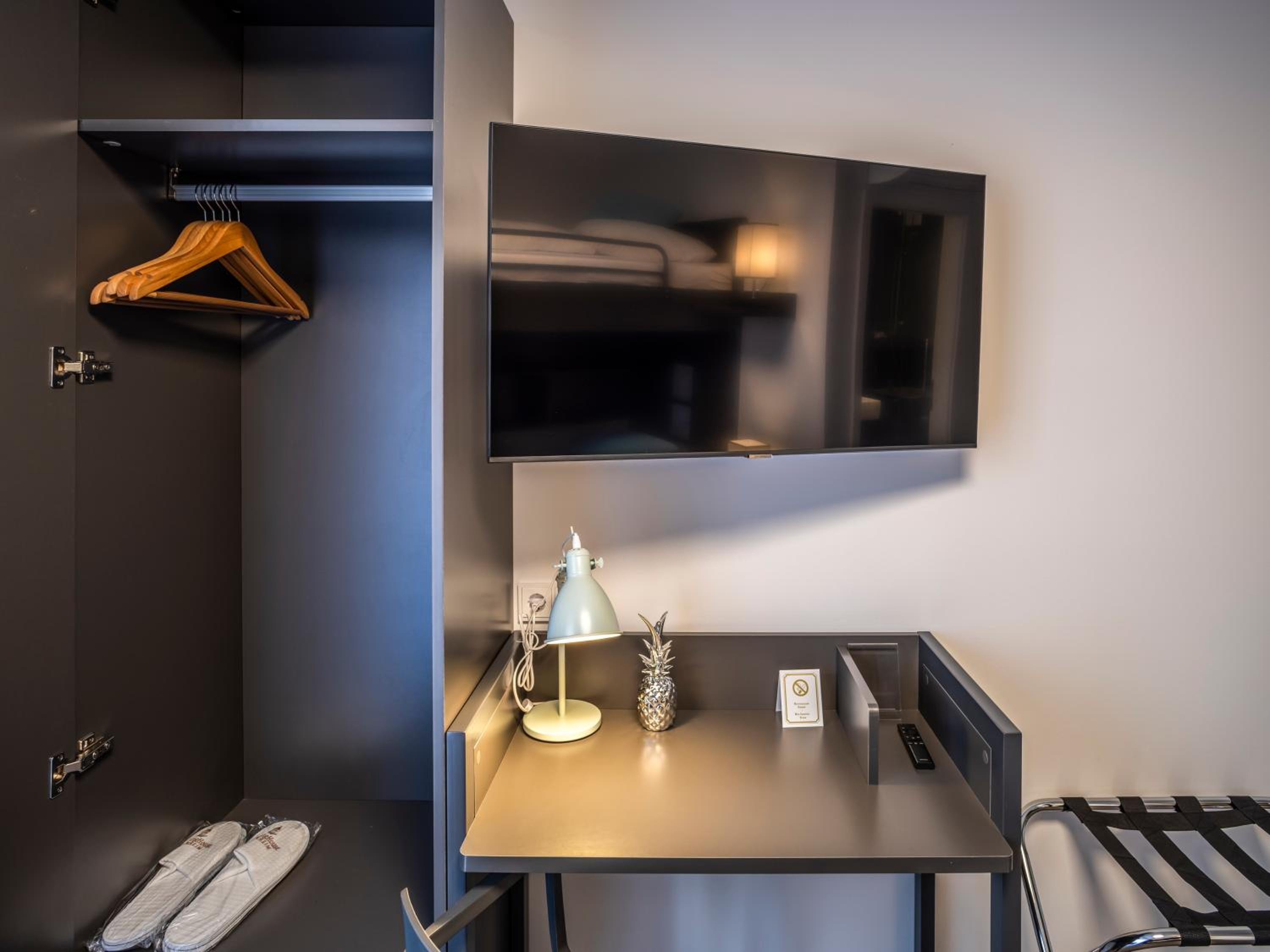 Economy Double or Twin Room - Photo 6