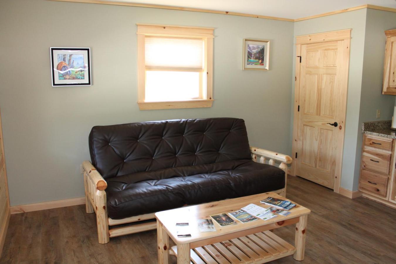 One-Bedroom House photo 3