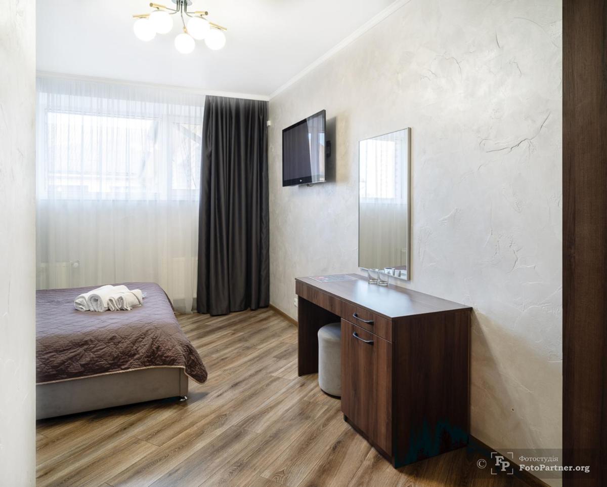 One-Bedroom Suite photo 3