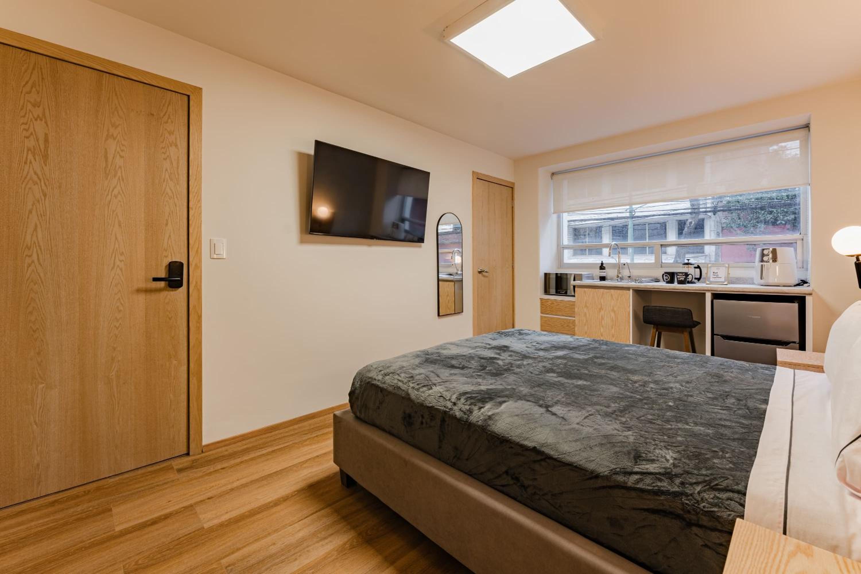 Deluxe Double Room - Photo 4